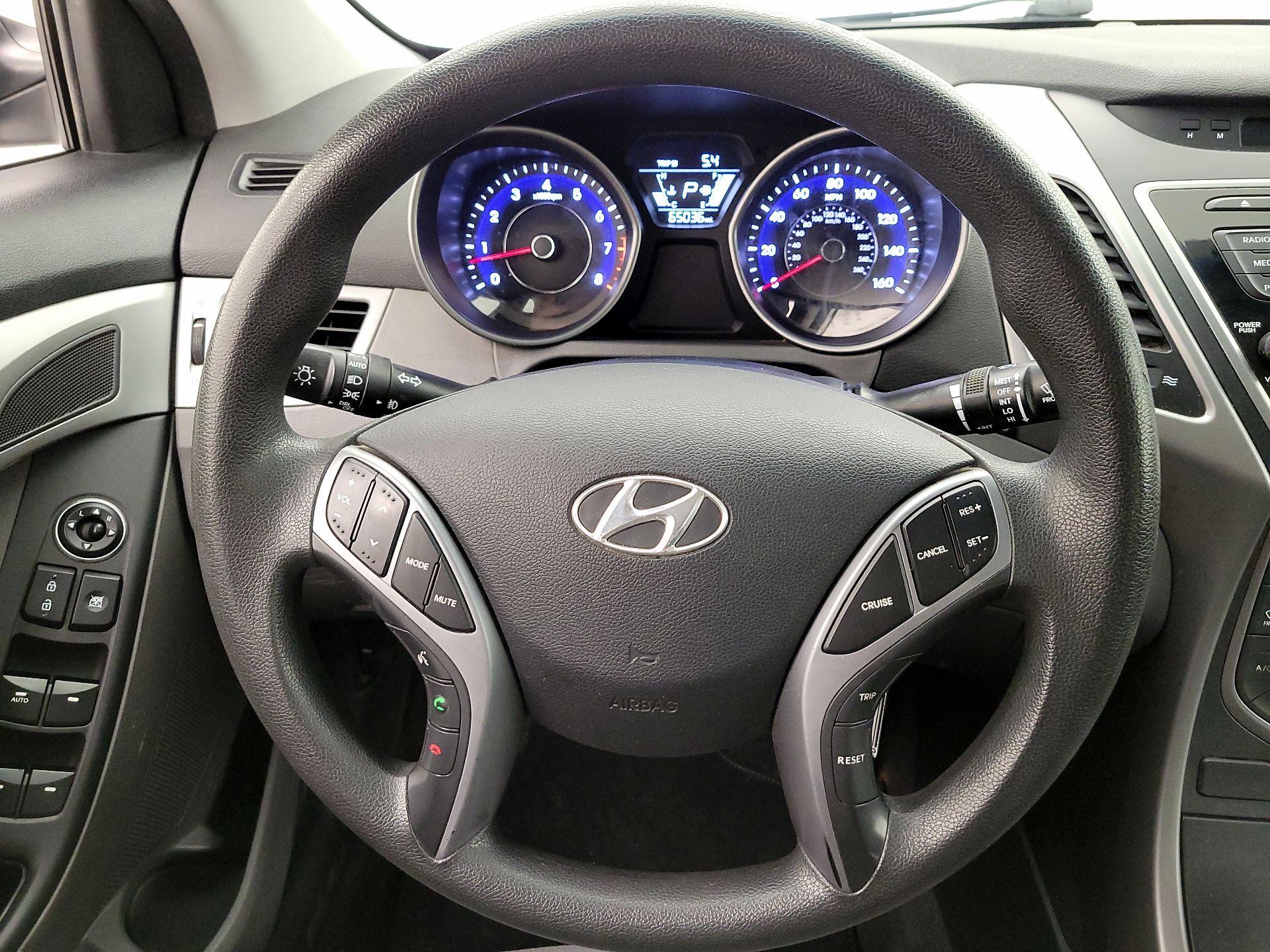 Thumbnail: 2016 Hyundai Elantra - 10