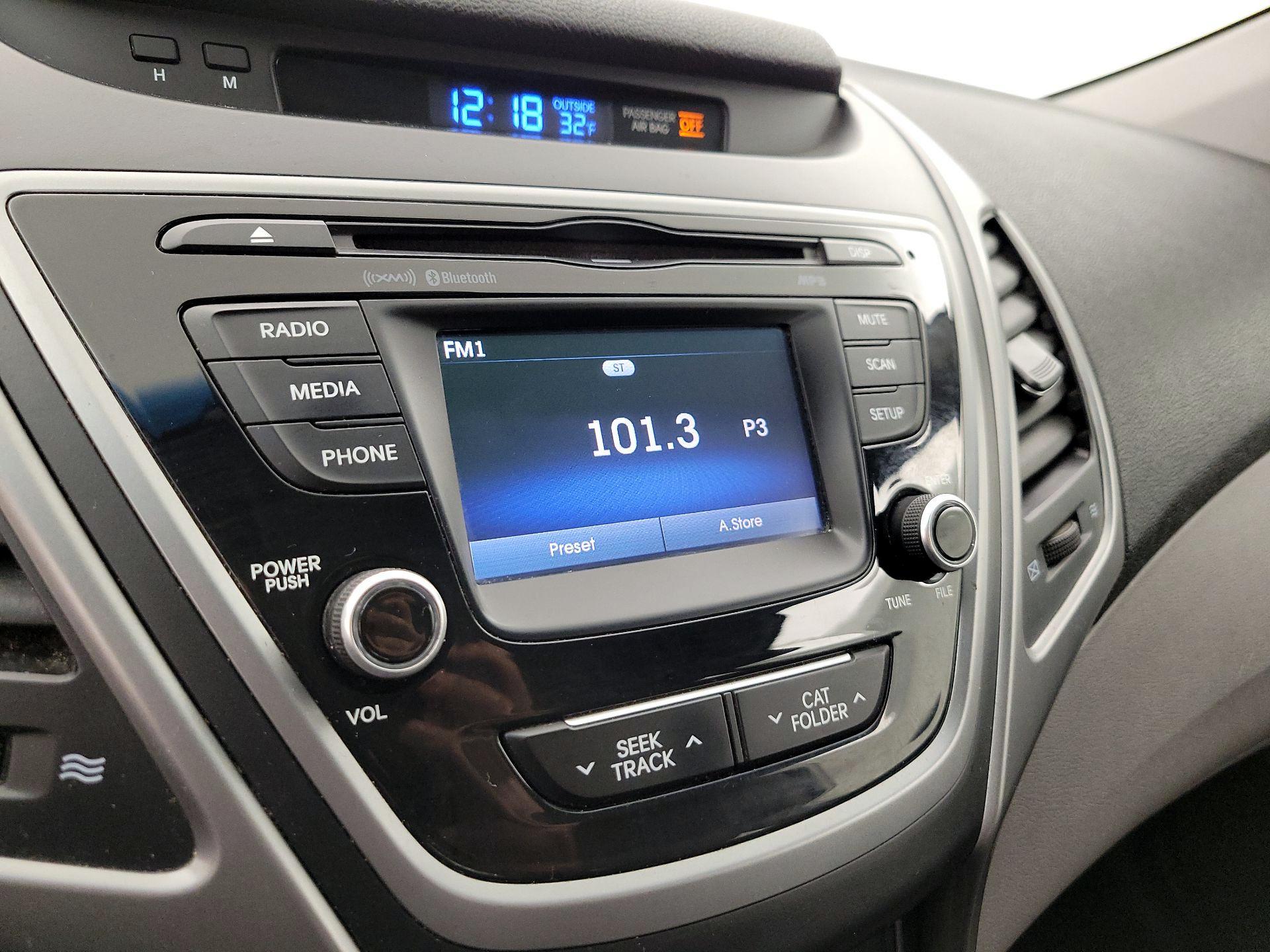 Thumbnail: 2016 Hyundai Elantra - 15