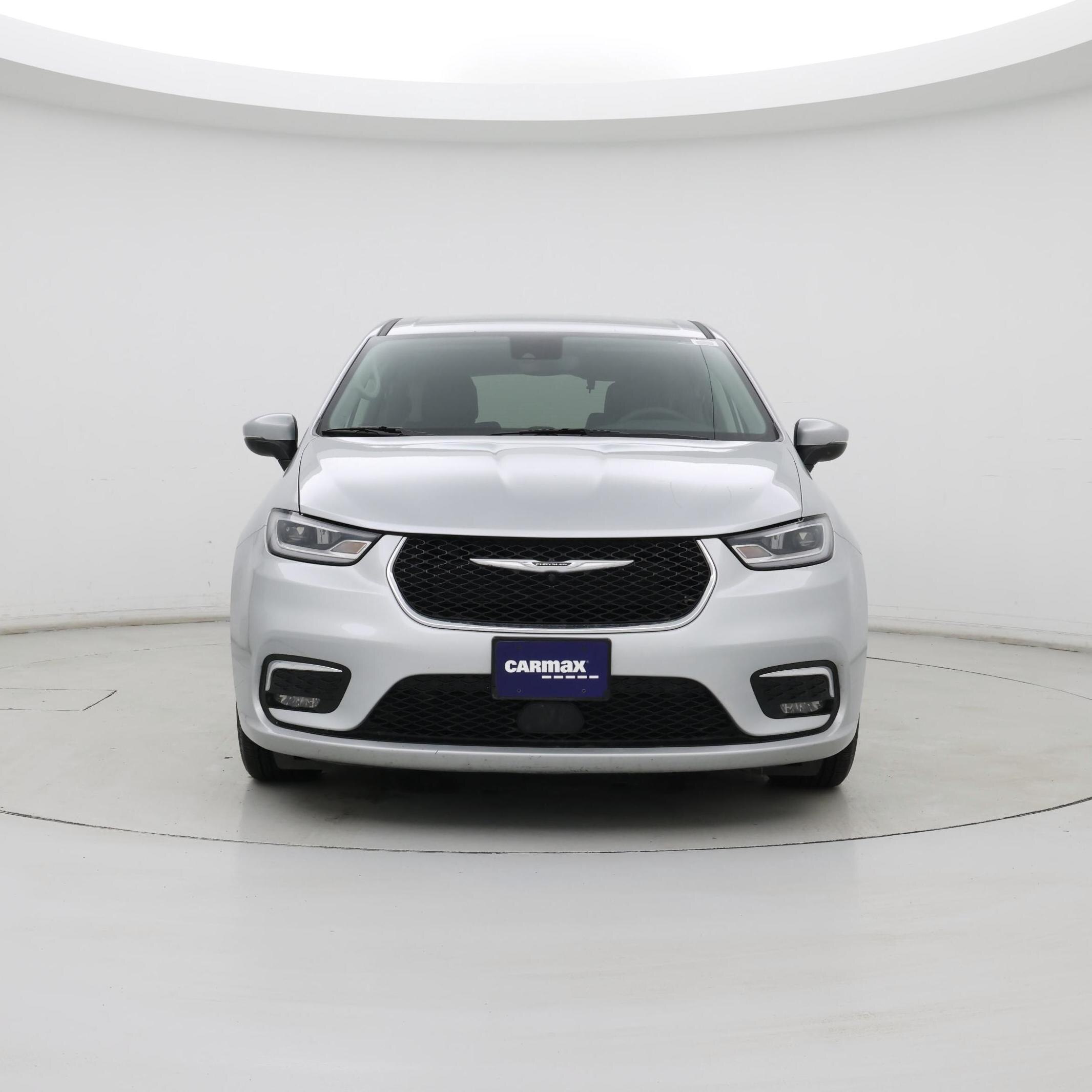 Thumbnail: 2023 Chrysler Pacifica - 5