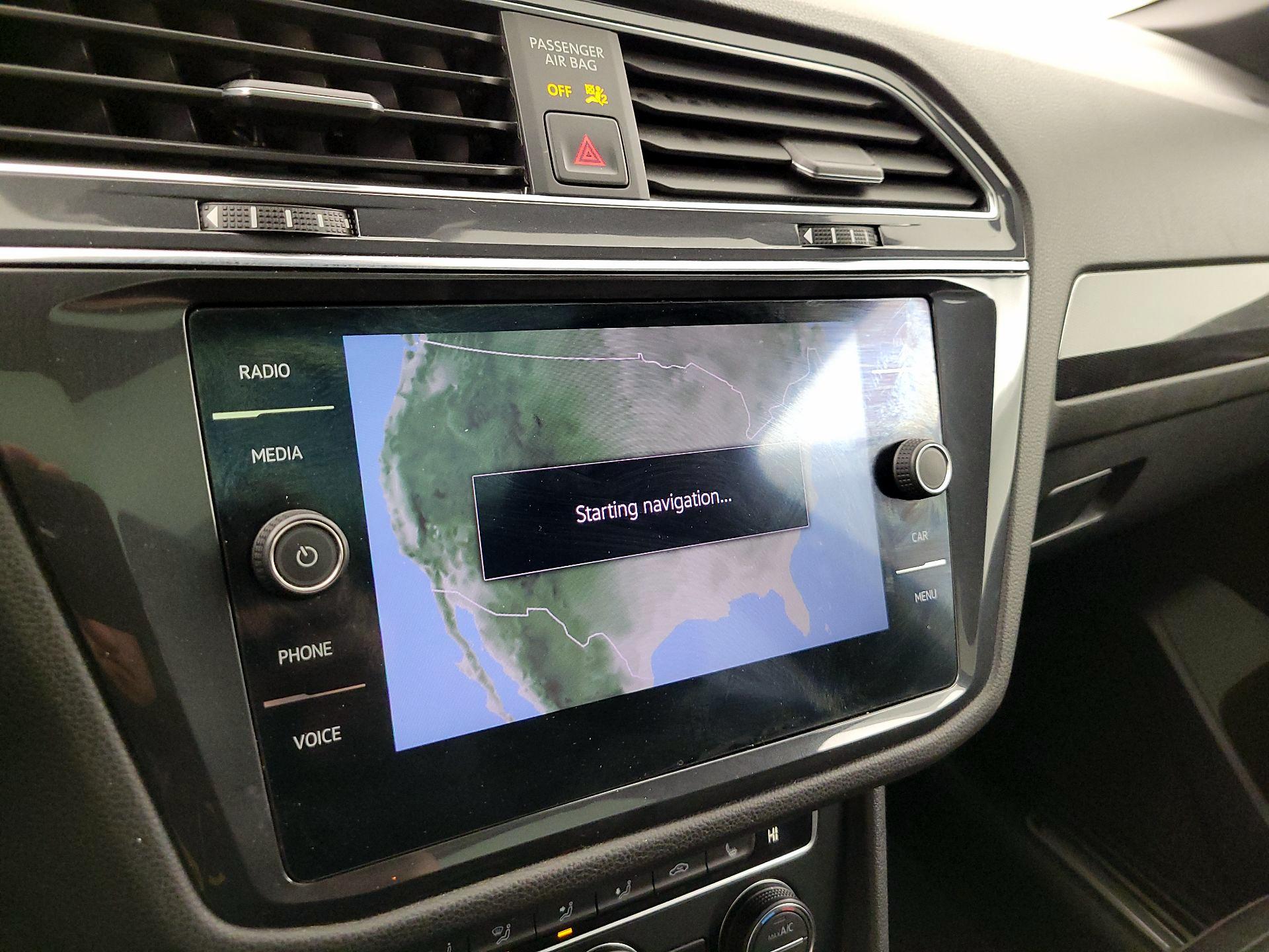 Thumbnail: 2021 Volkswagen Tiguan - 14