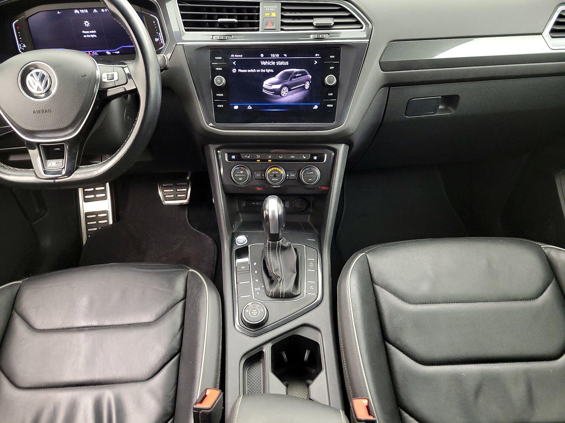 Thumbnail: 2021 Volkswagen Tiguan - 18