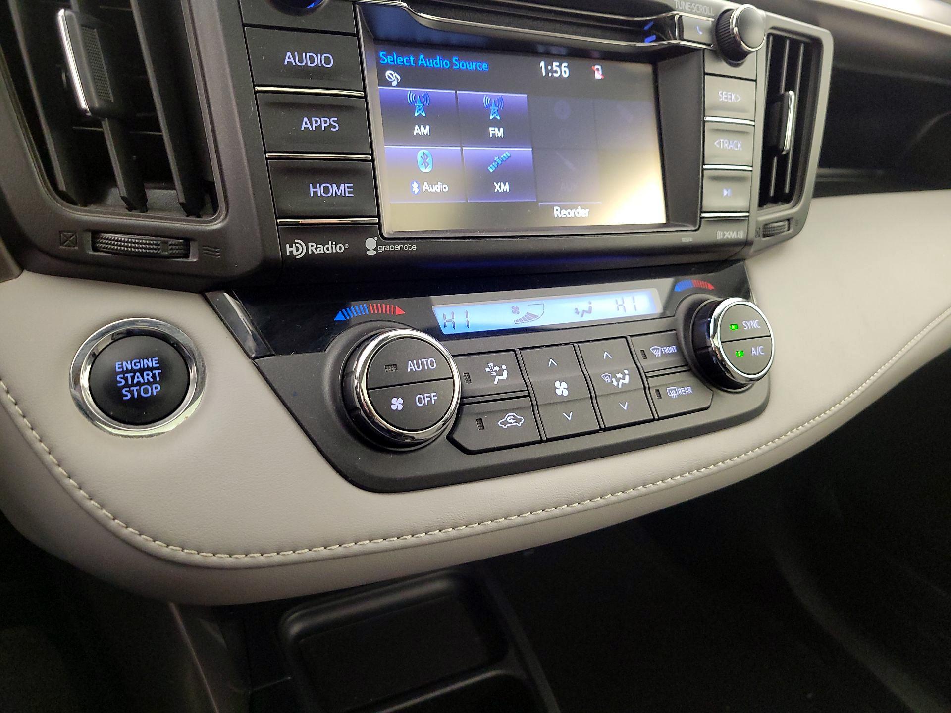 Thumbnail: 2018 Toyota RAV4 - 17