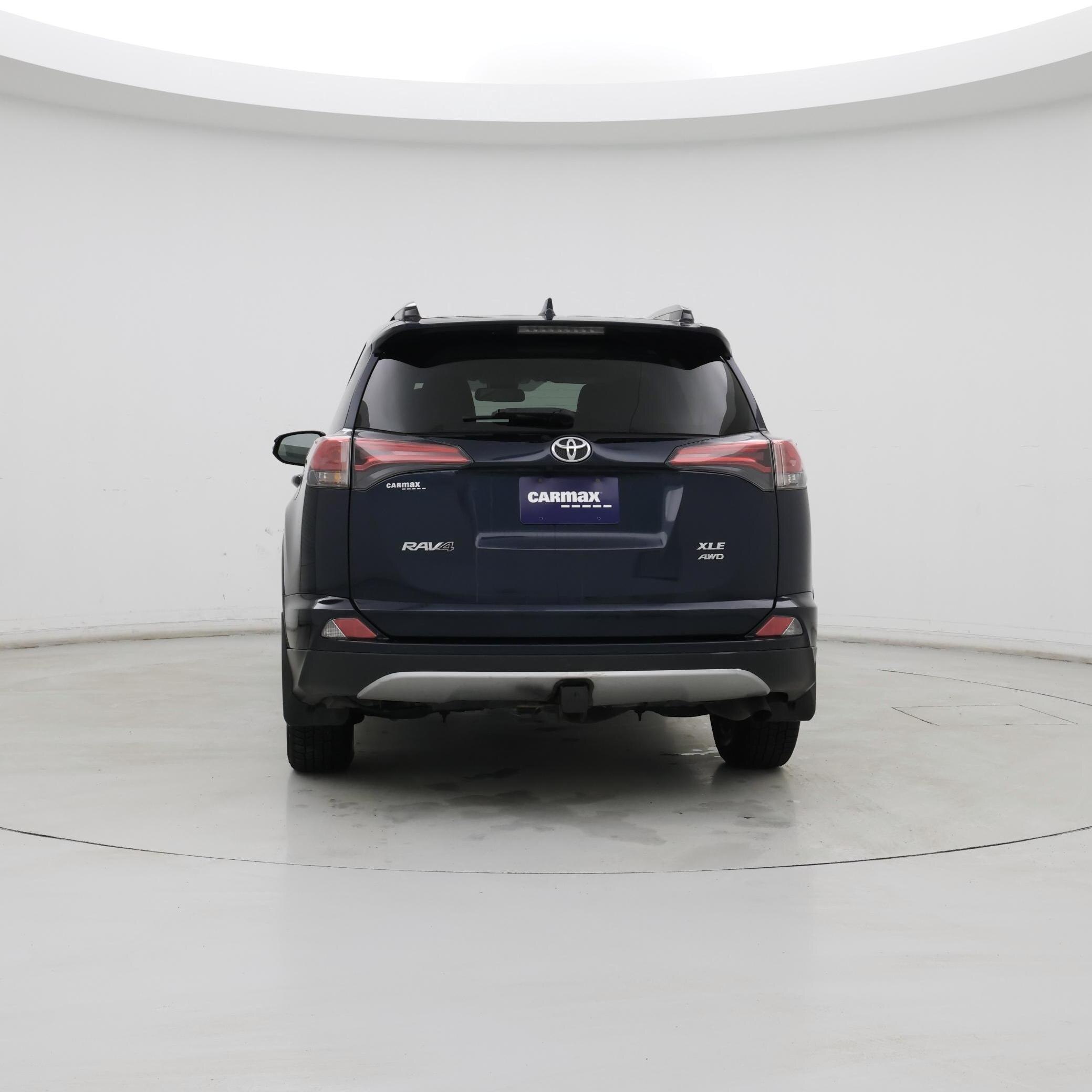 Thumbnail: 2018 Toyota RAV4 - 6