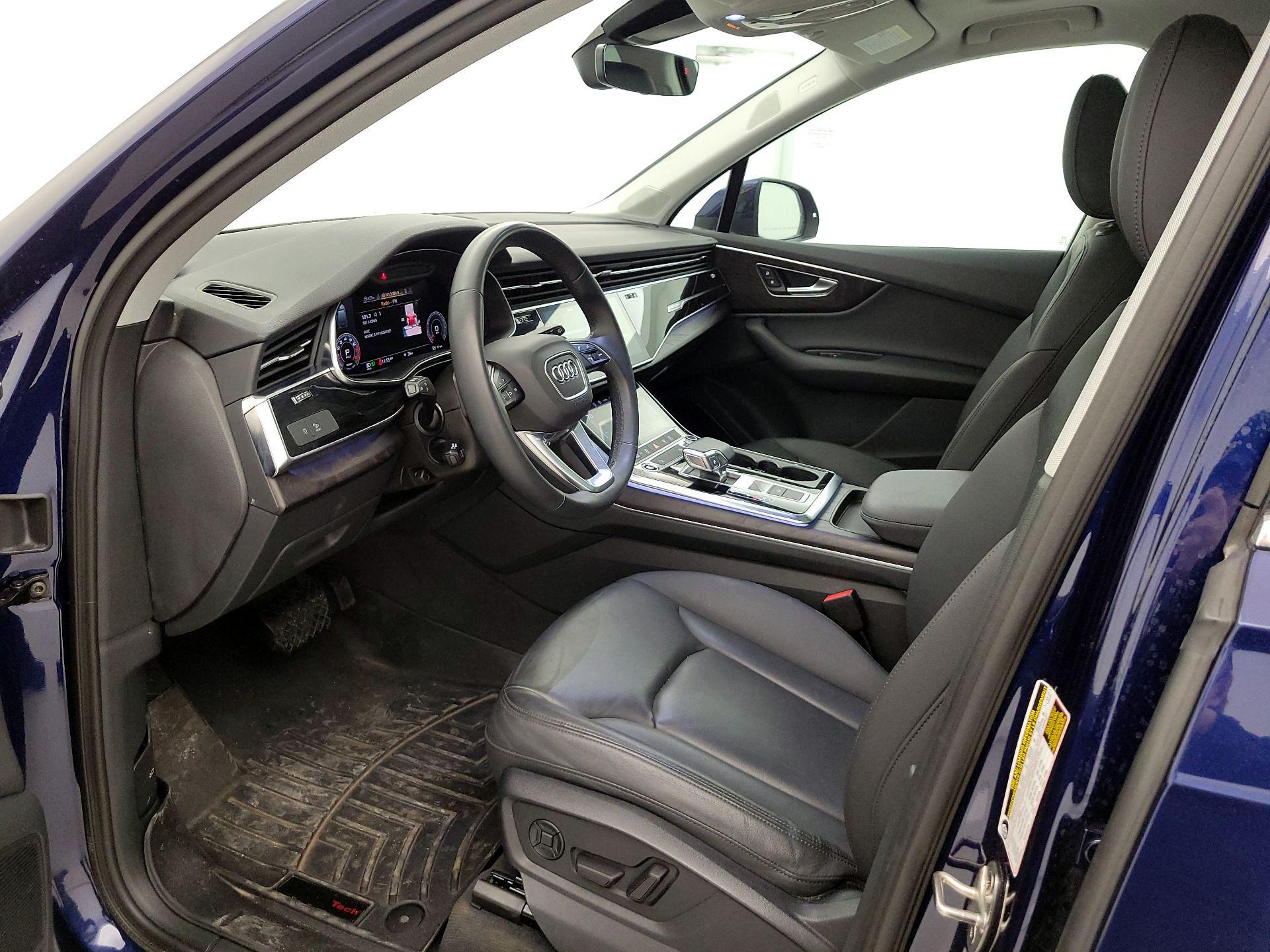 Thumbnail: 2022 Audi Q7 - 11