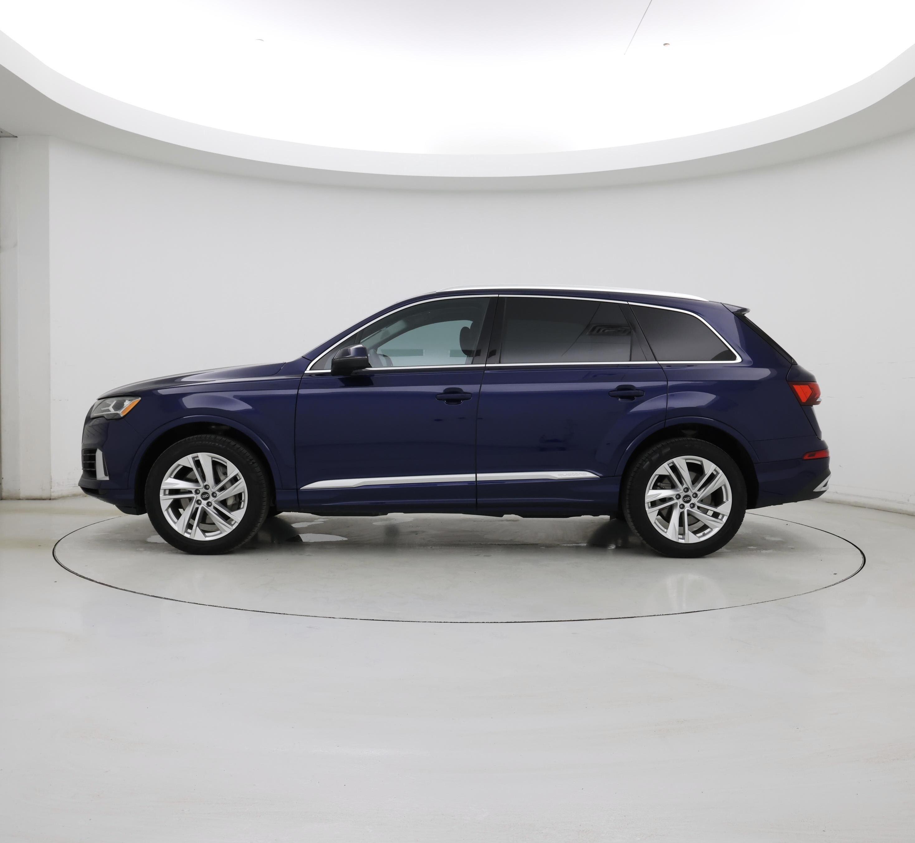 Thumbnail: 2022 Audi Q7 - 3