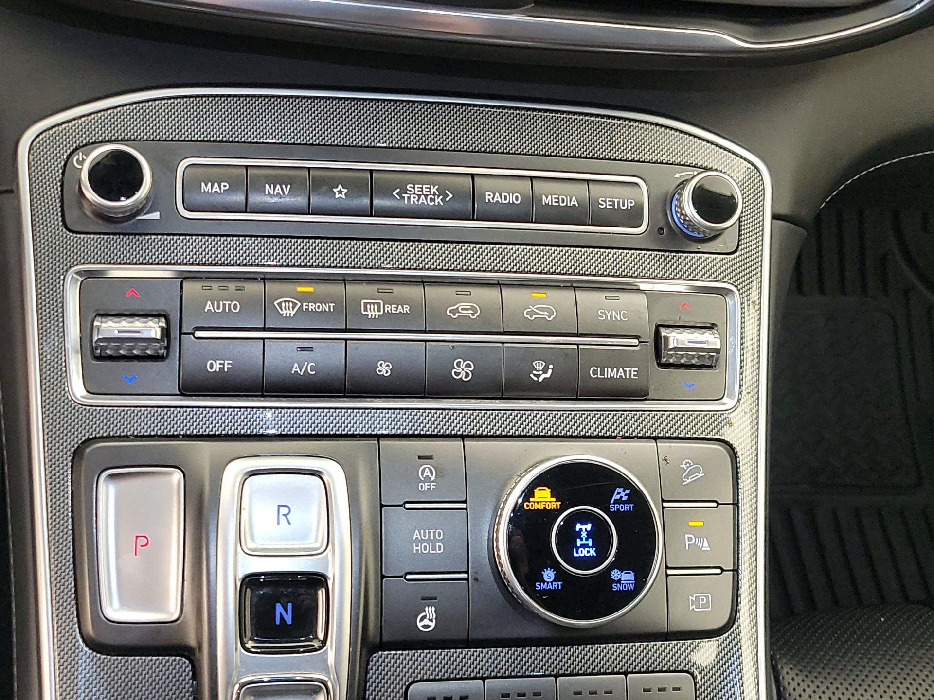 Thumbnail: 2023 Hyundai Santa Fe - 17