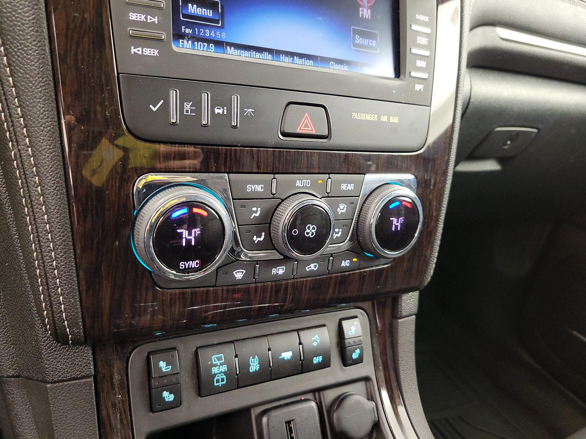 Thumbnail: 2017 Chevrolet Traverse - 17