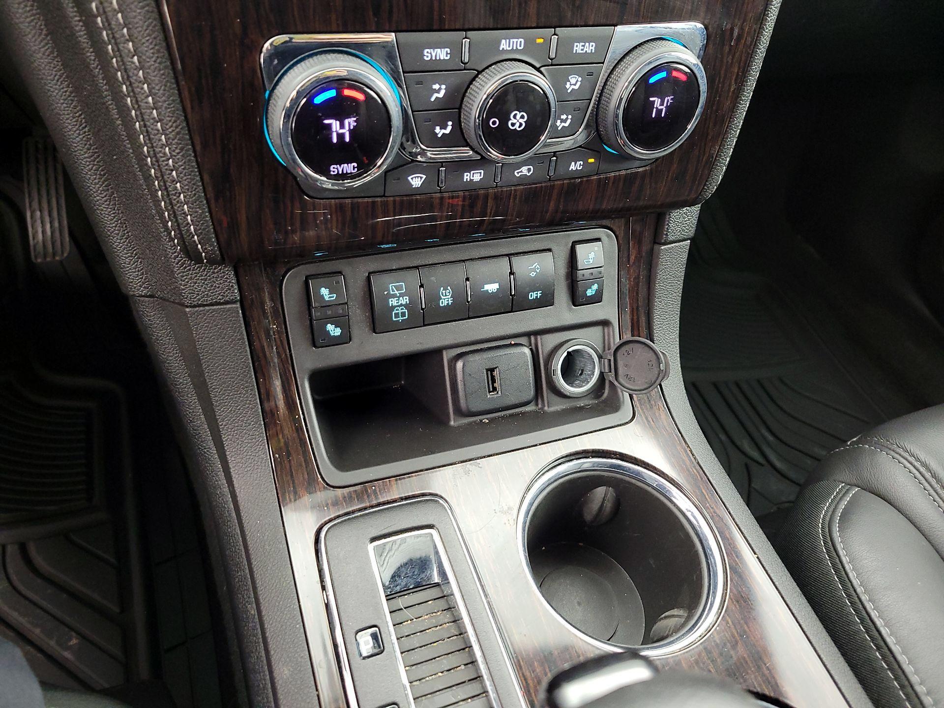 Thumbnail: 2017 Chevrolet Traverse - 19