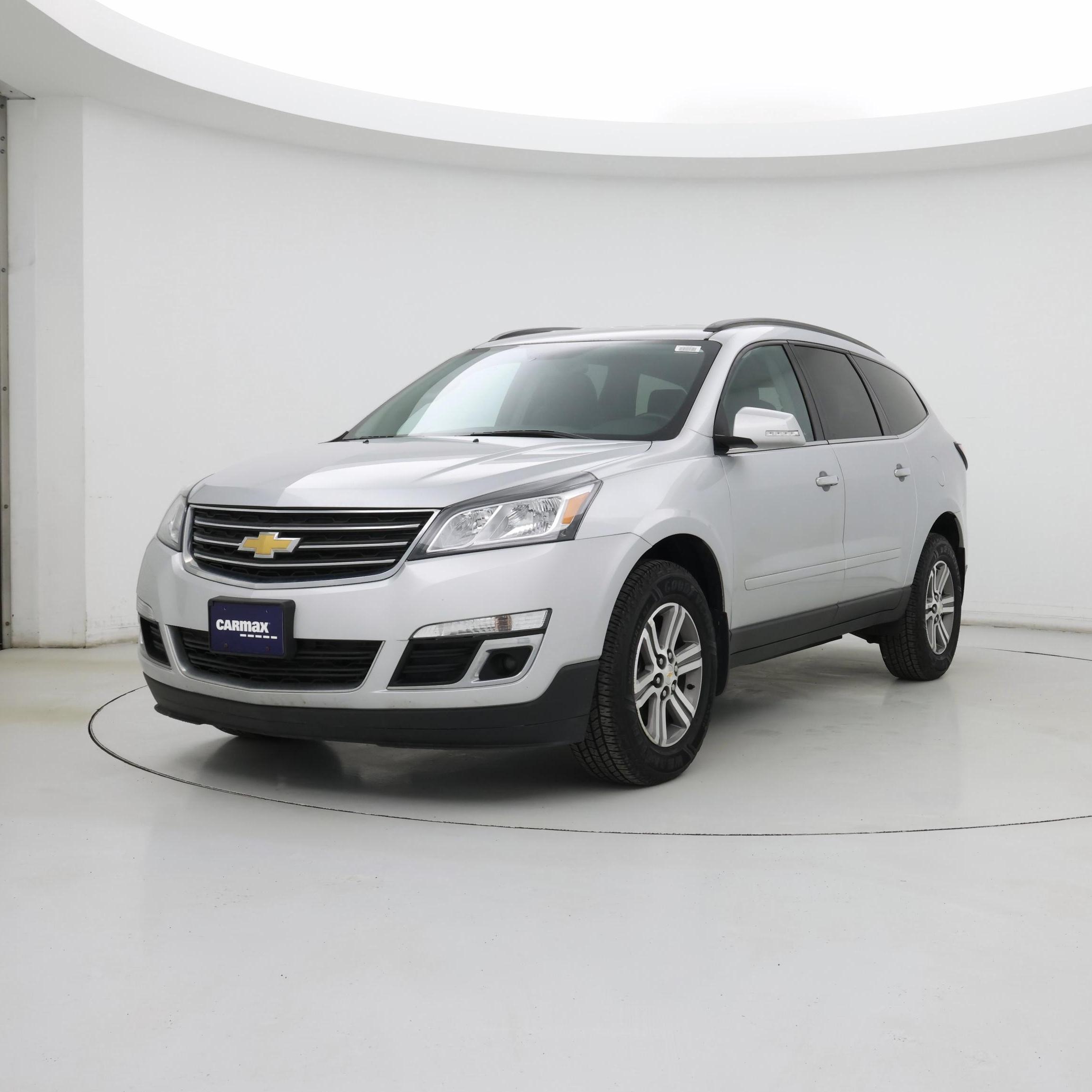 Thumbnail: 2017 Chevrolet Traverse - 4