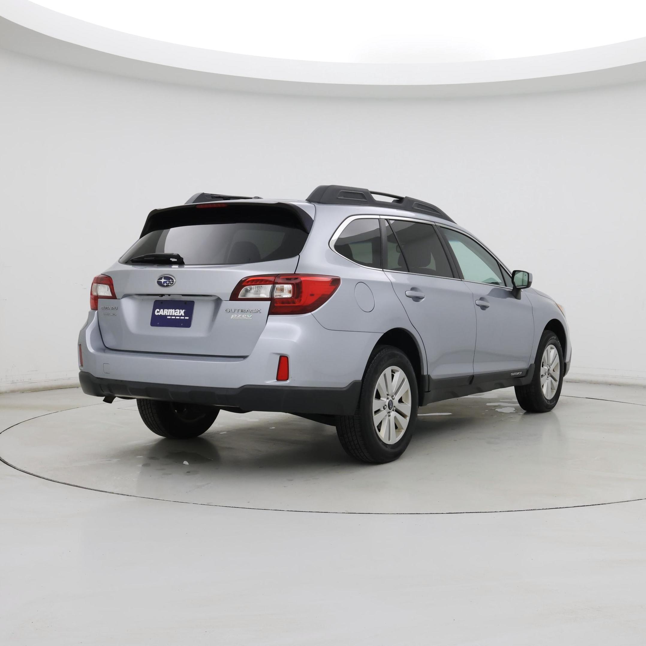 Thumbnail: 2015 Subaru Outback - 8