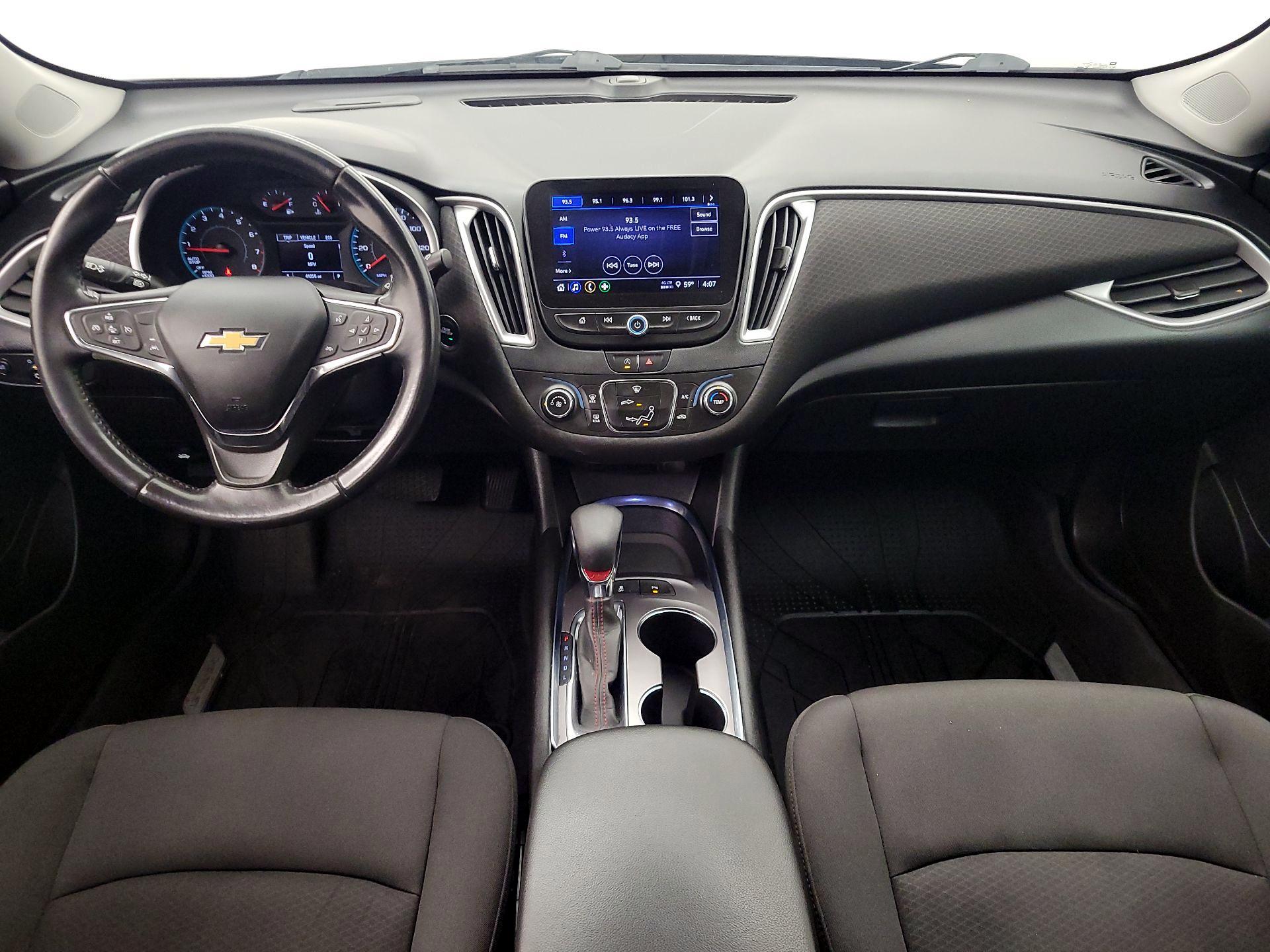 Thumbnail: 2021 Chevrolet Malibu - 9