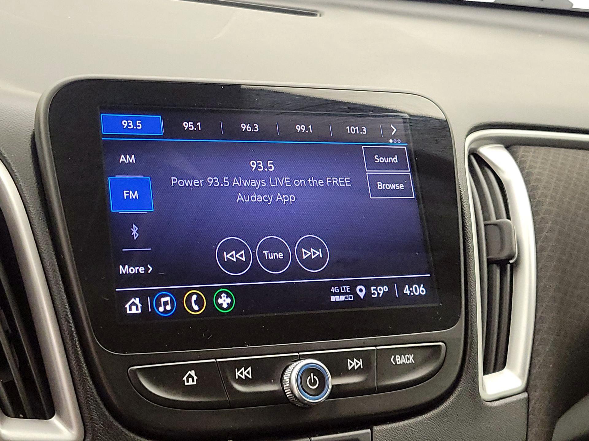 Thumbnail: 2021 Chevrolet Malibu - 15