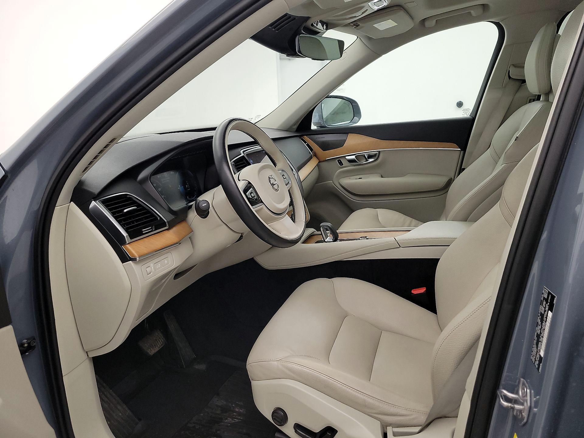 Thumbnail: 2022 Volvo XC90 - 11