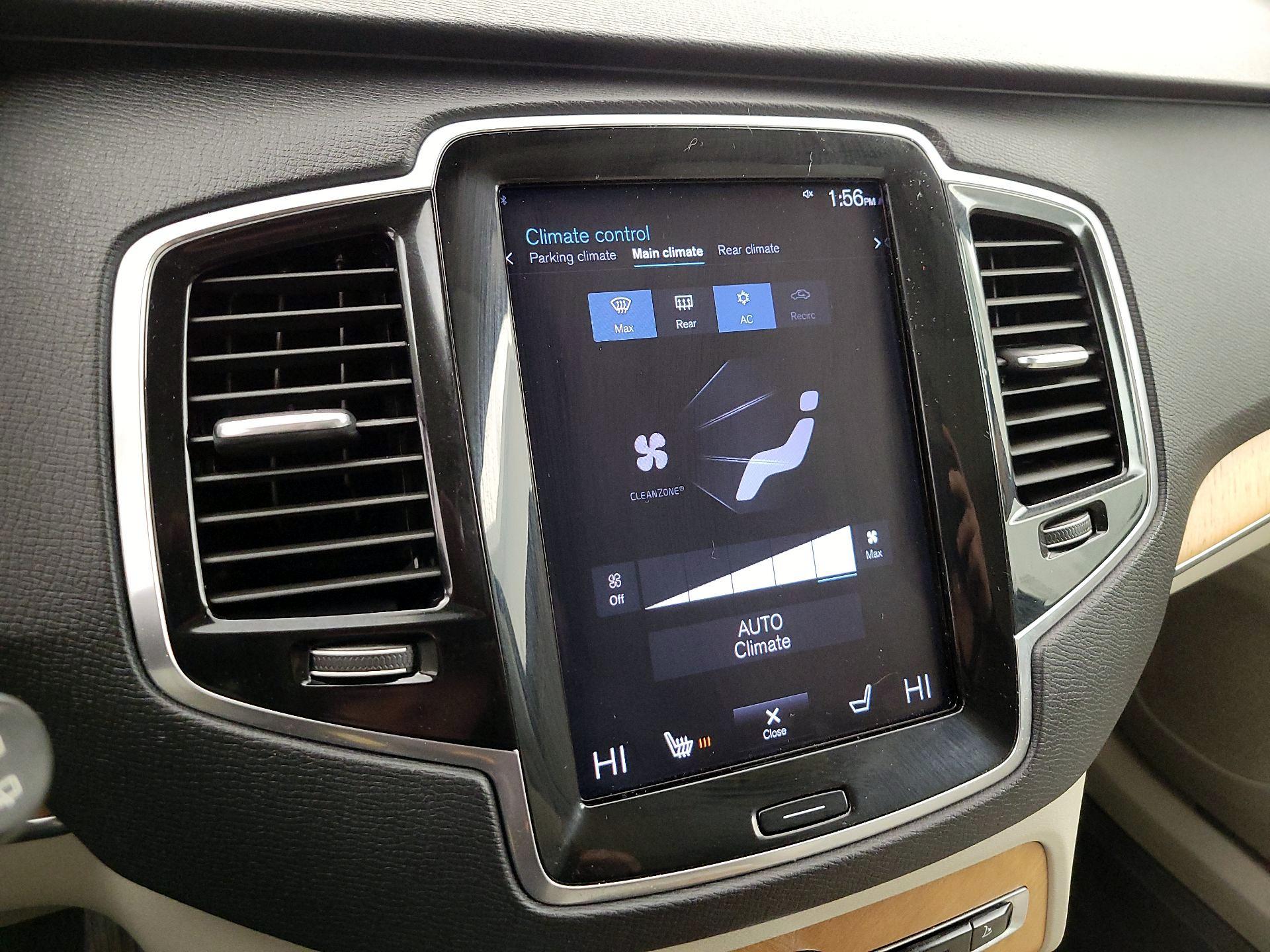 Thumbnail: 2022 Volvo XC90 - 17