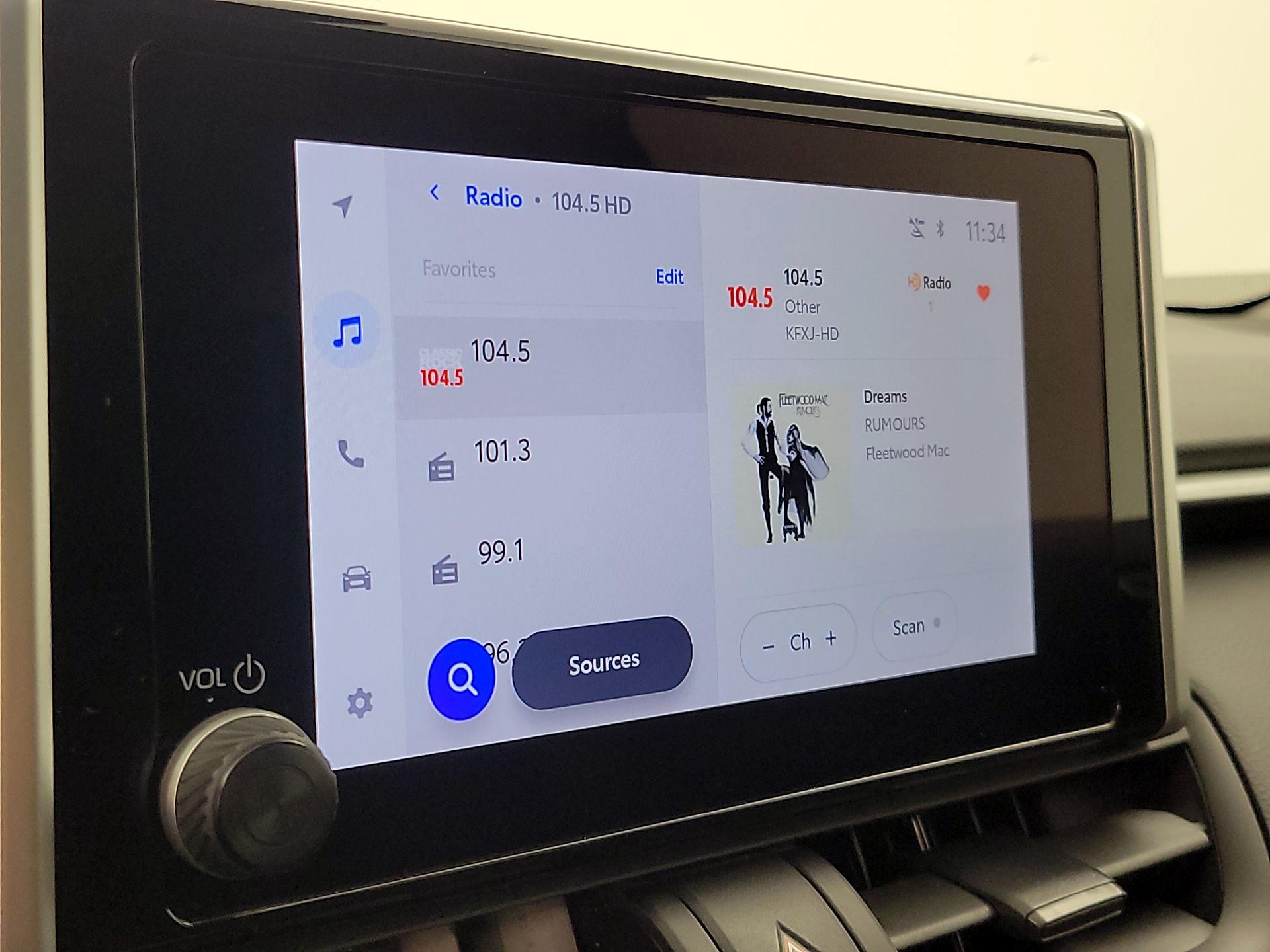 Thumbnail: 2024 Toyota RAV4 - 15