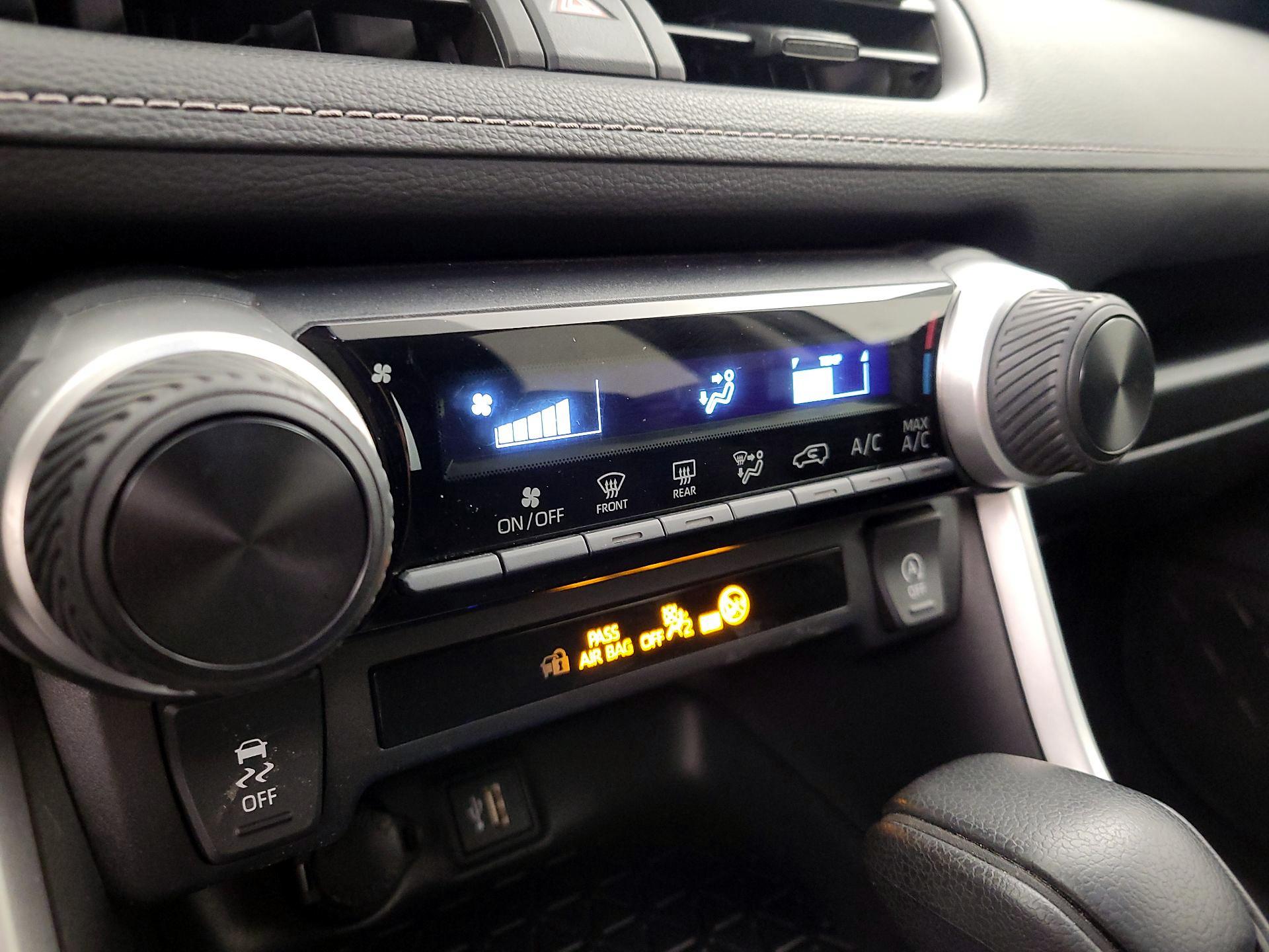 Thumbnail: 2024 Toyota RAV4 - 16