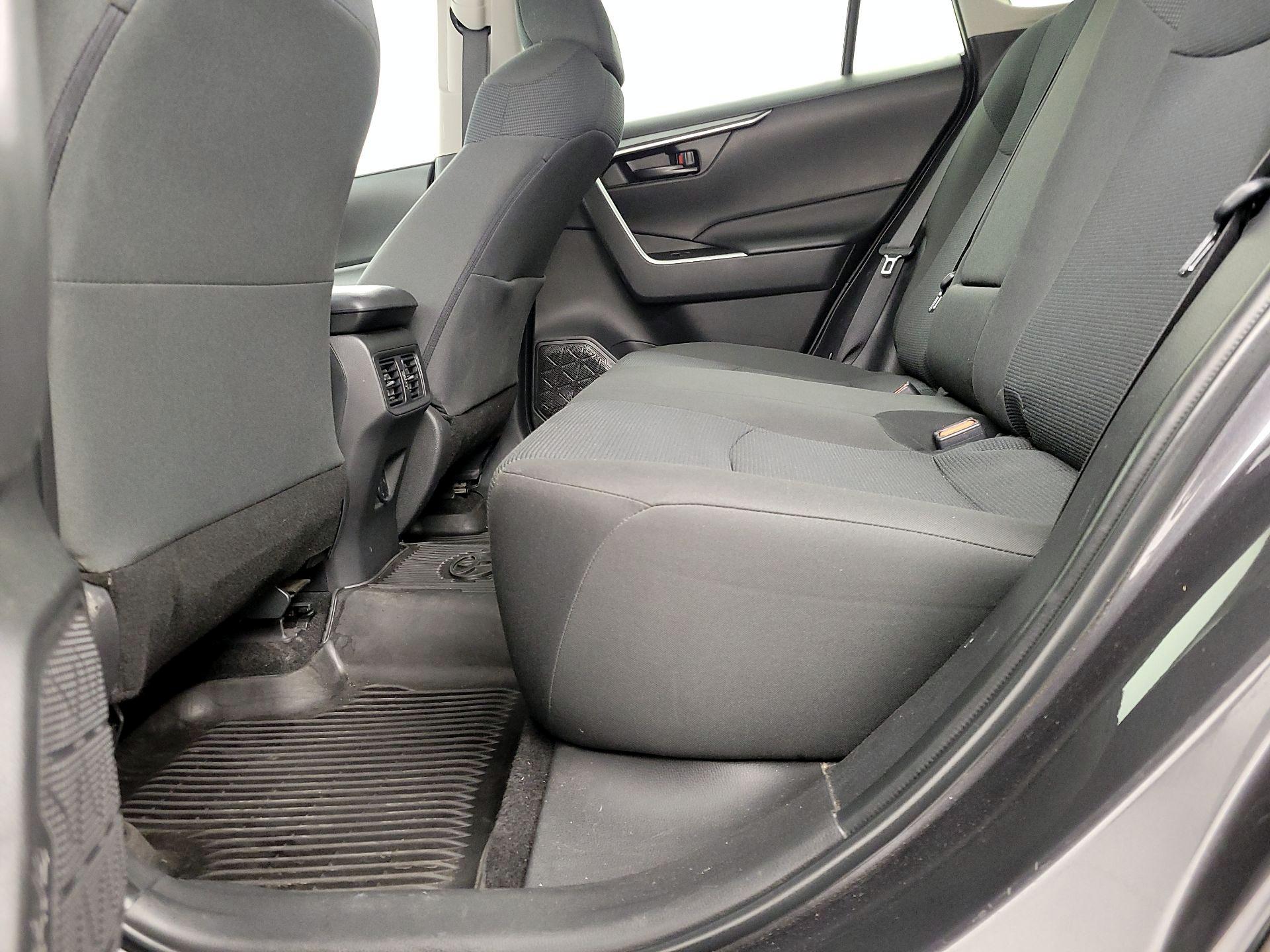 Thumbnail: 2024 Toyota RAV4 - 19