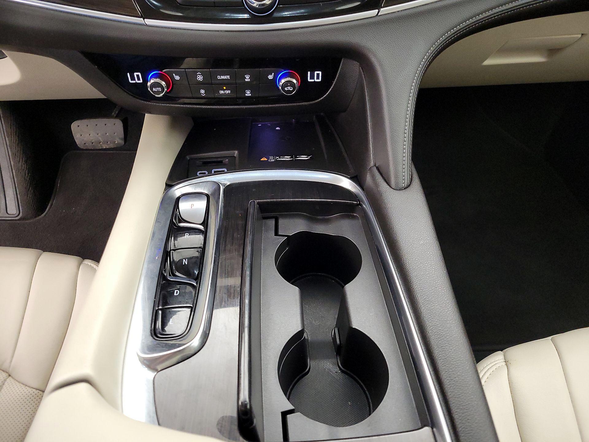 Thumbnail: 2022 Buick Enclave - 17