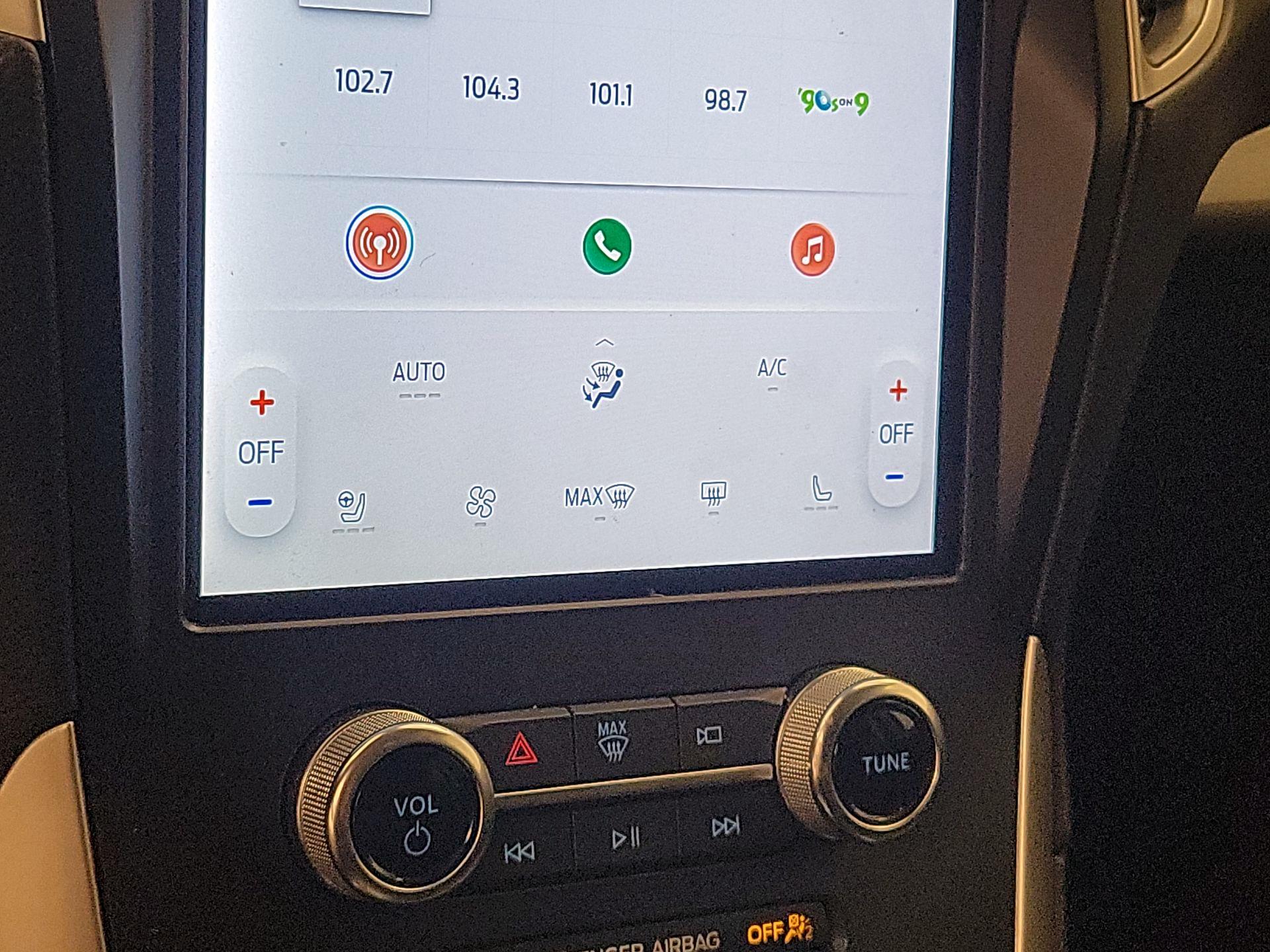 Thumbnail: 2024 Ford Edge - 16