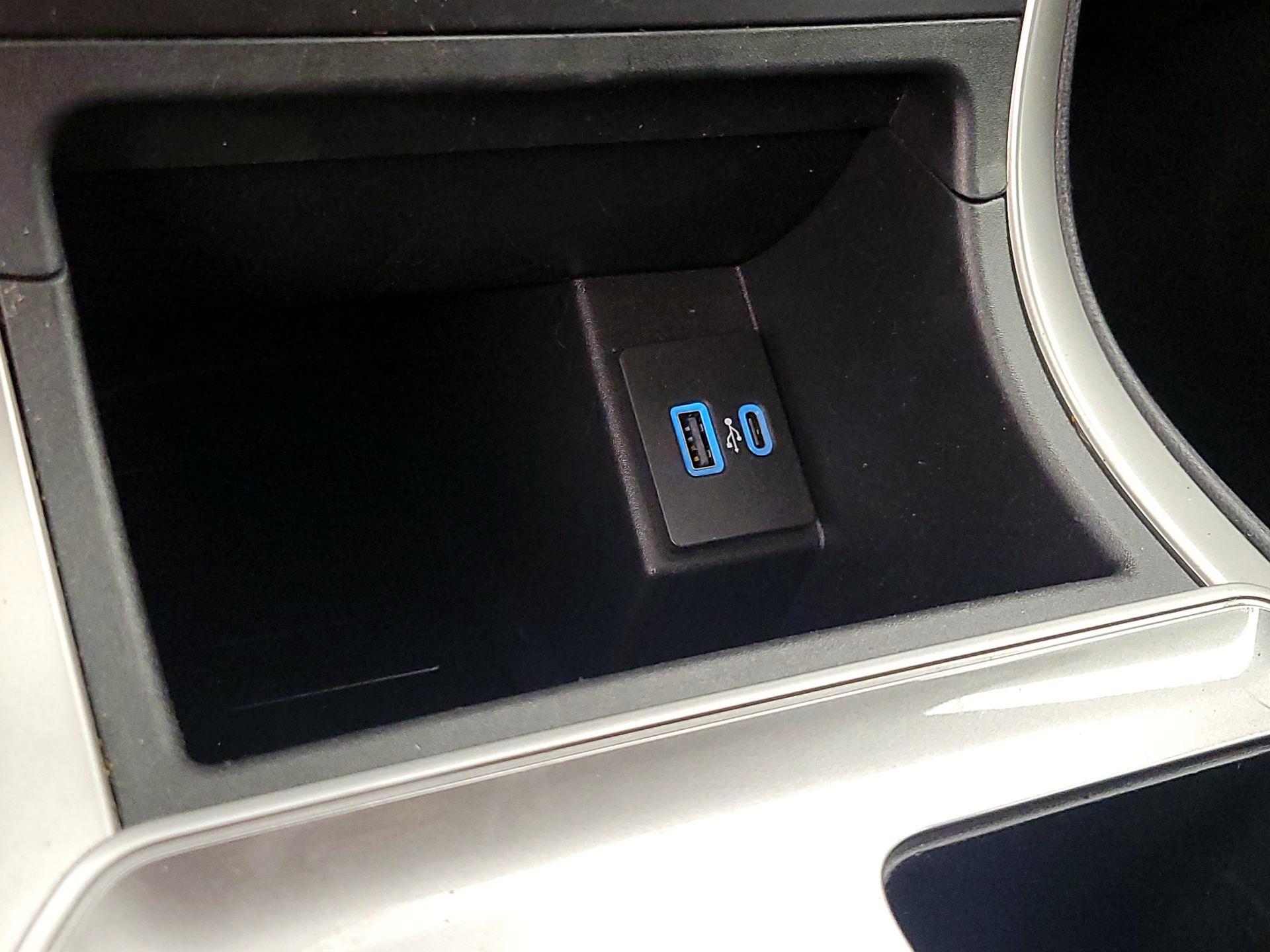 Thumbnail: 2024 Ford Edge - 18