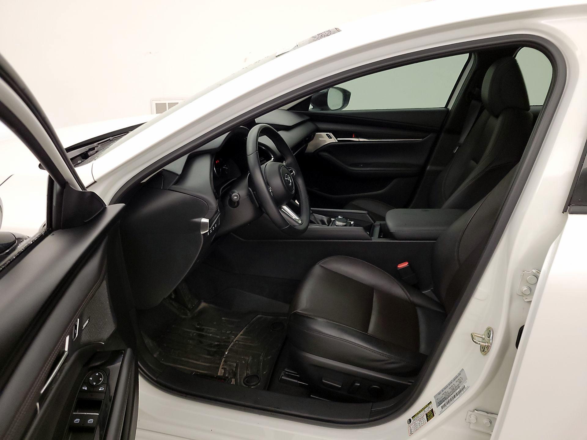 Thumbnail: 2021 Mazda Mazda3 - 11