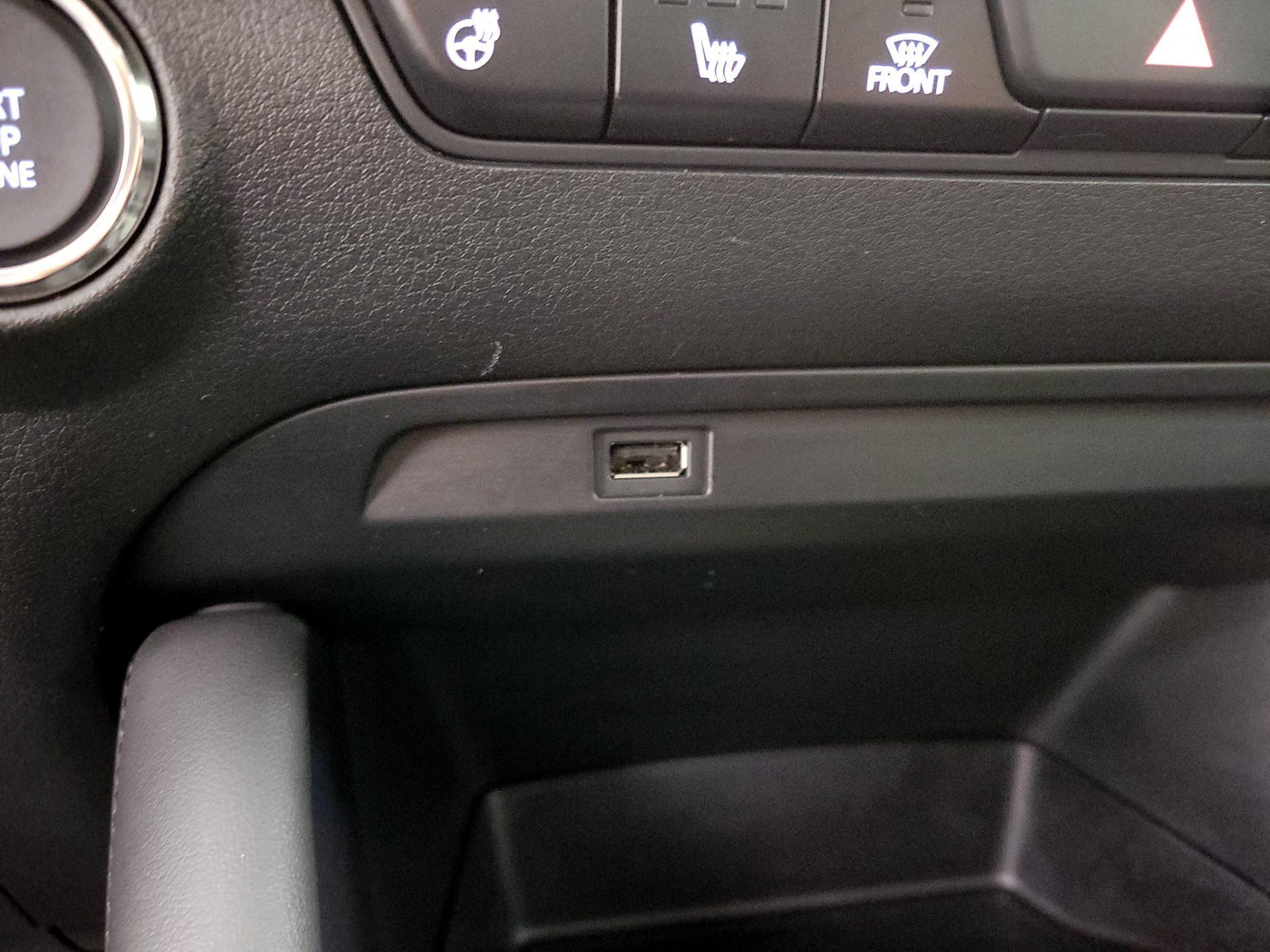 Thumbnail: 2021 Mazda Mazda3 - 18