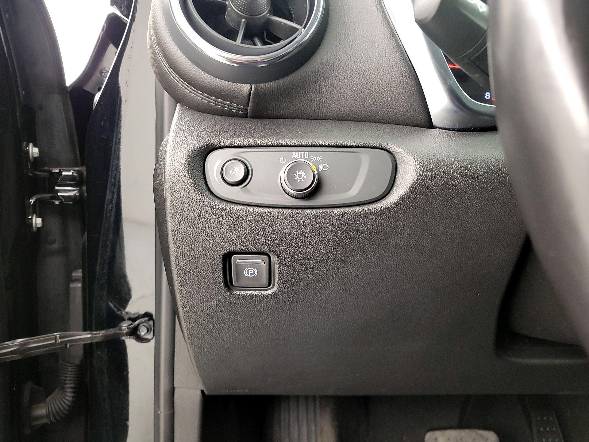 Thumbnail: 2022 Chevrolet Blazer - 13