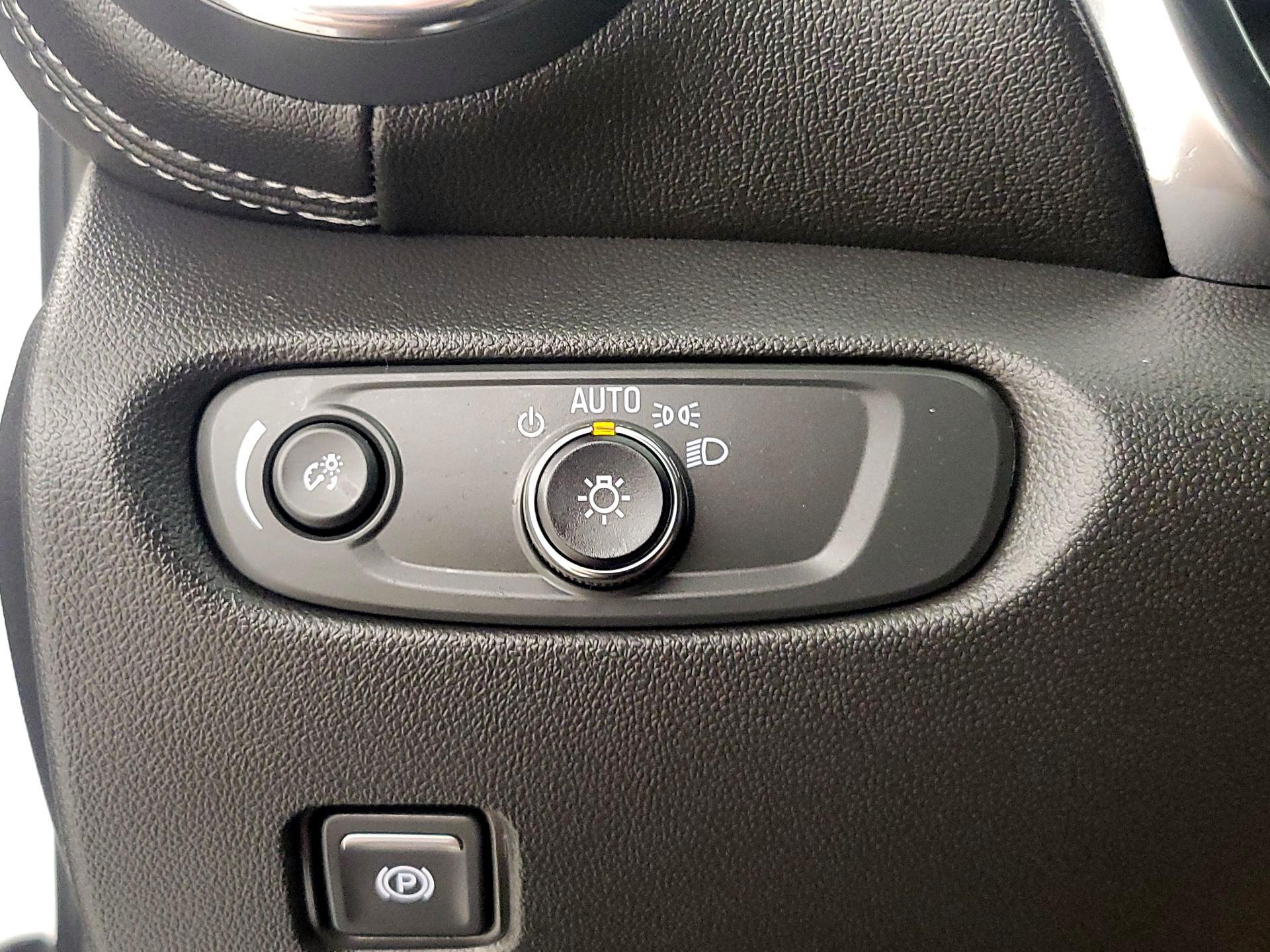 Thumbnail: 2023 Chevrolet Blazer - 13