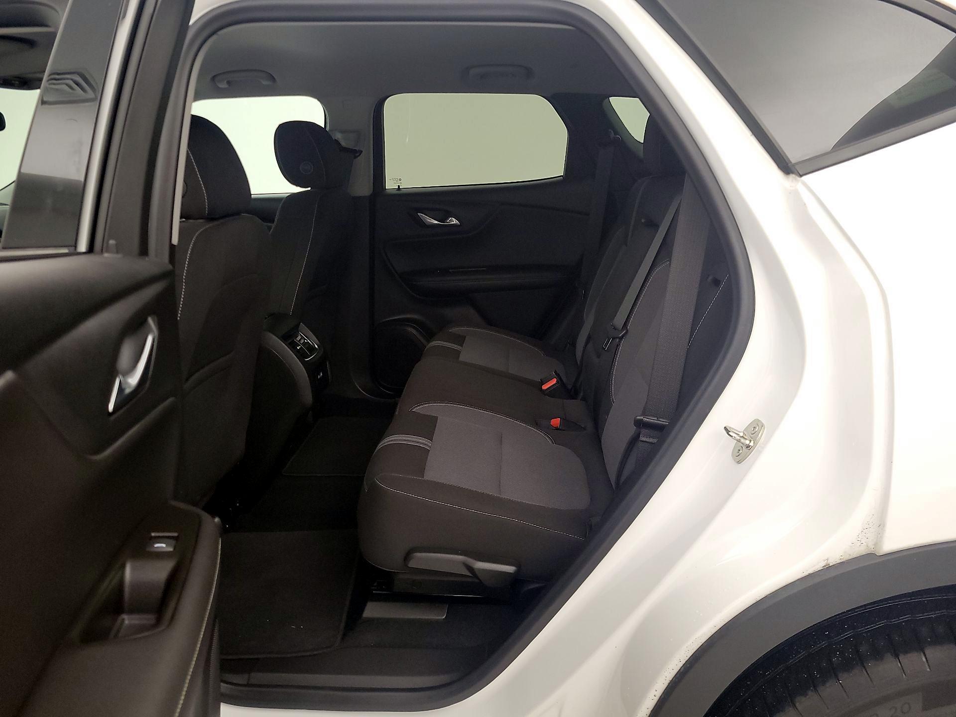 Thumbnail: 2023 Chevrolet Blazer - 19