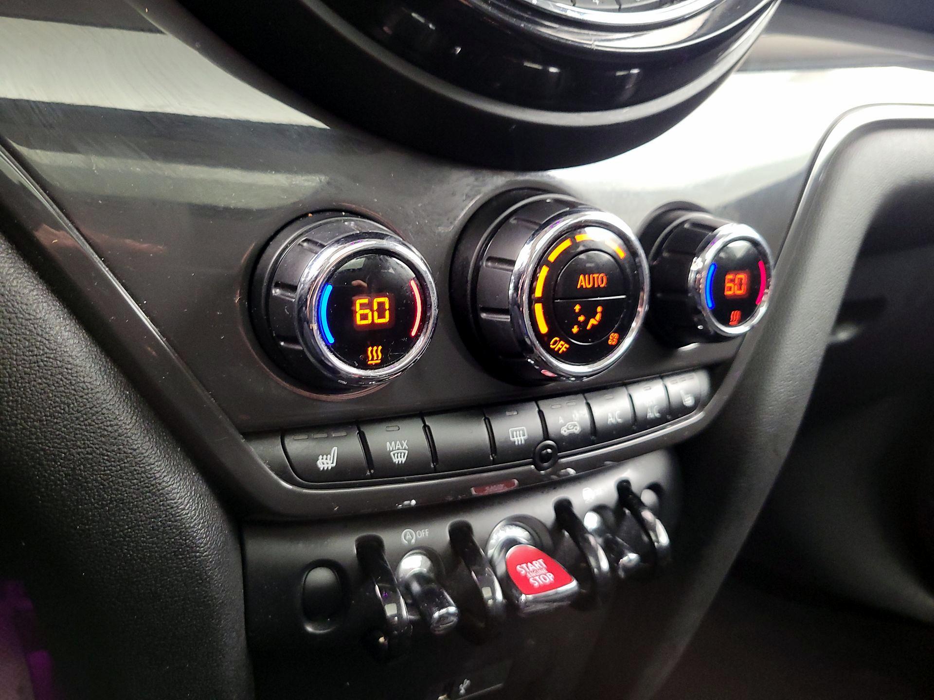 Thumbnail: 2020 MINI Cooper Countryman - 16