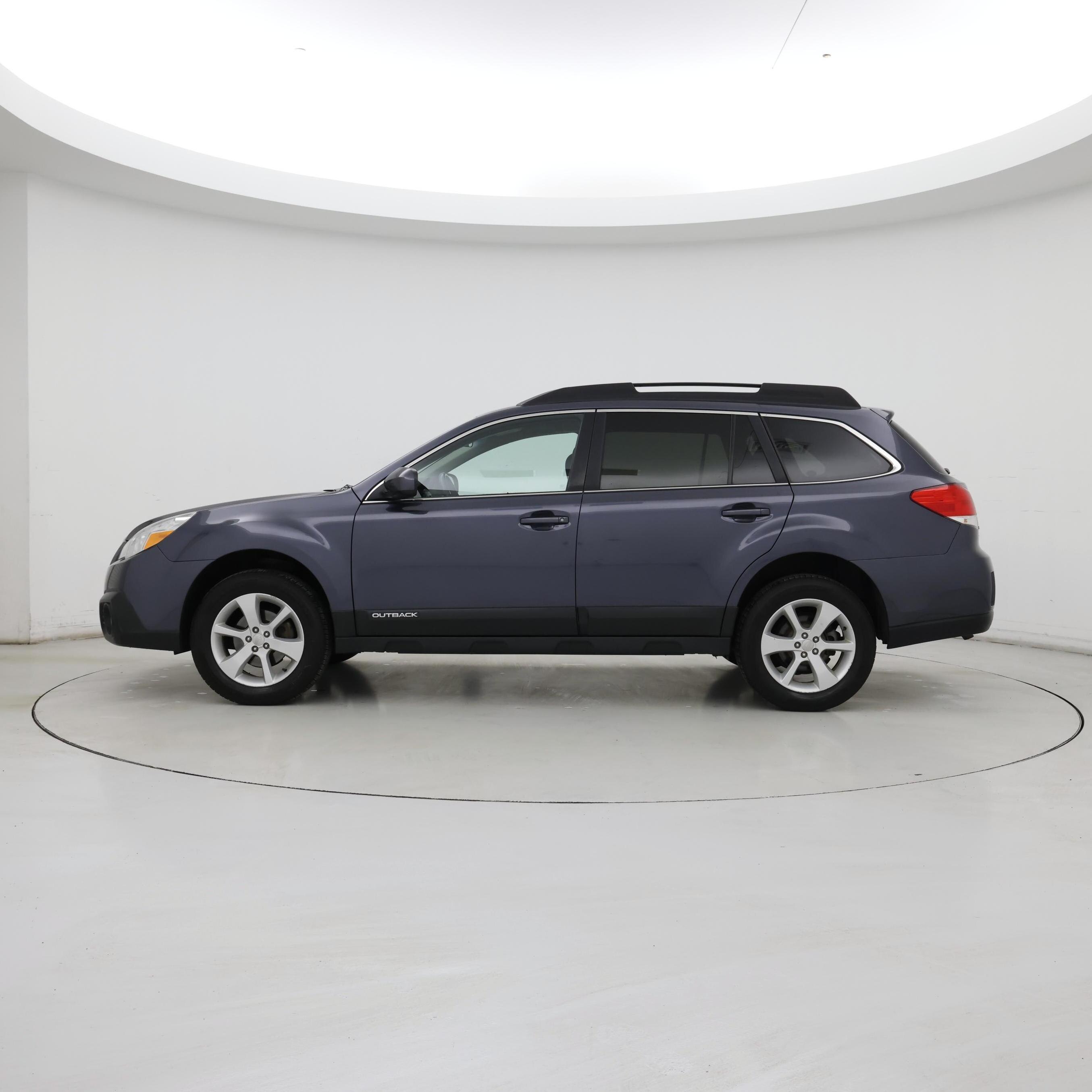 Thumbnail: 2014 Subaru Outback - 3