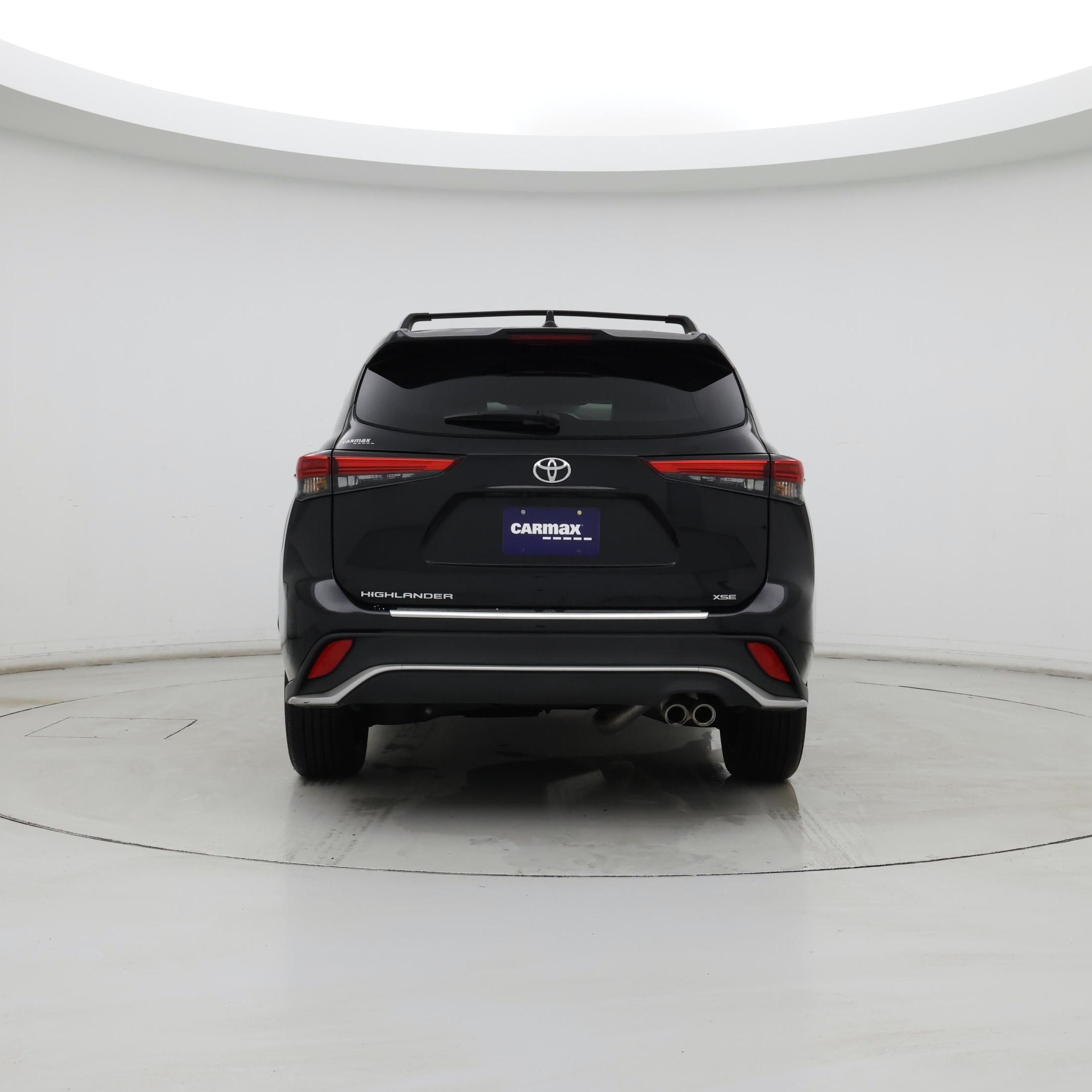 Thumbnail: 2023 Toyota Highlander - 6