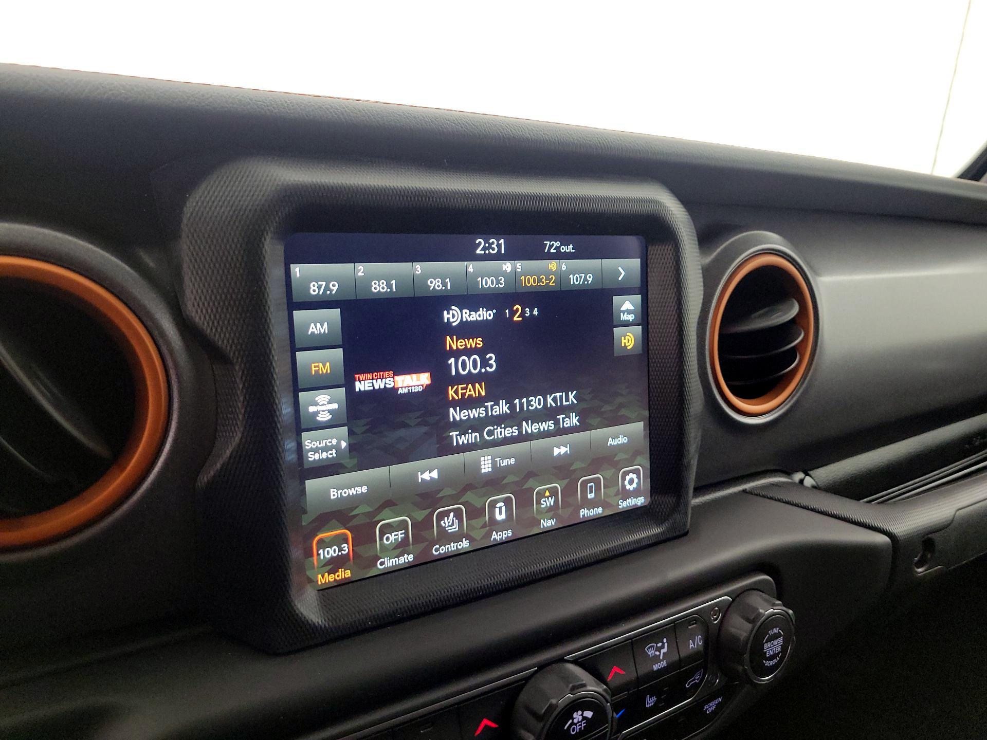 Thumbnail: 2023 Jeep Gladiator - 16