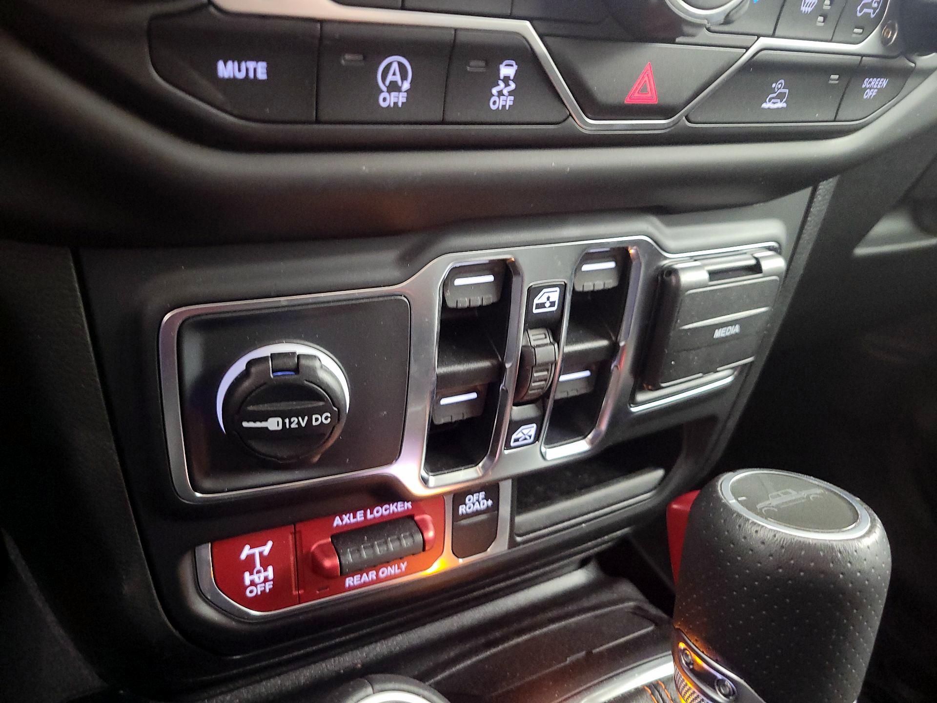 Thumbnail: 2023 Jeep Gladiator - 19