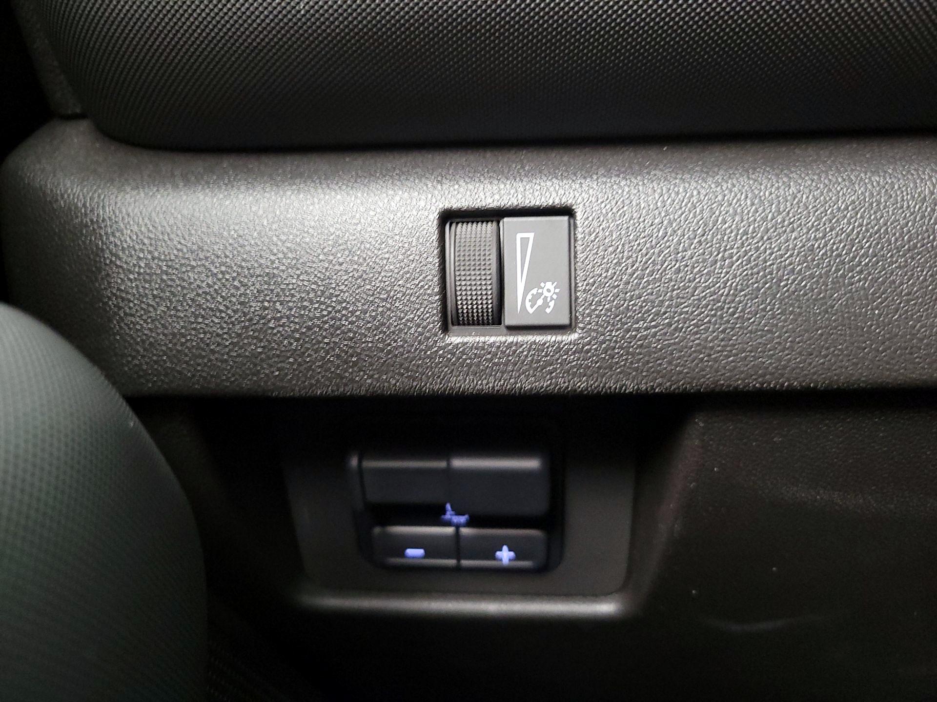 Thumbnail: 2024 Chevrolet Colorado - 13