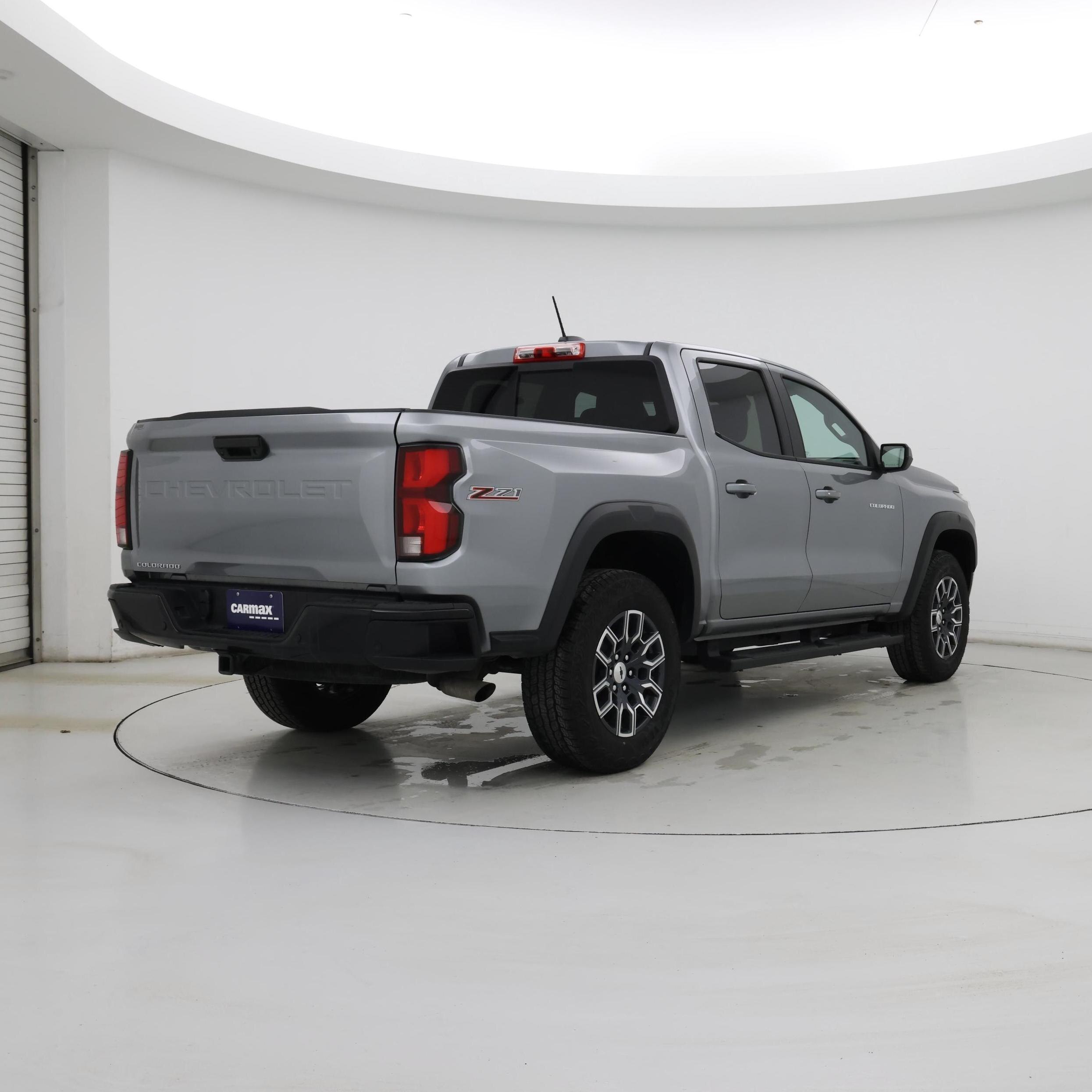 Thumbnail: 2024 Chevrolet Colorado - 8