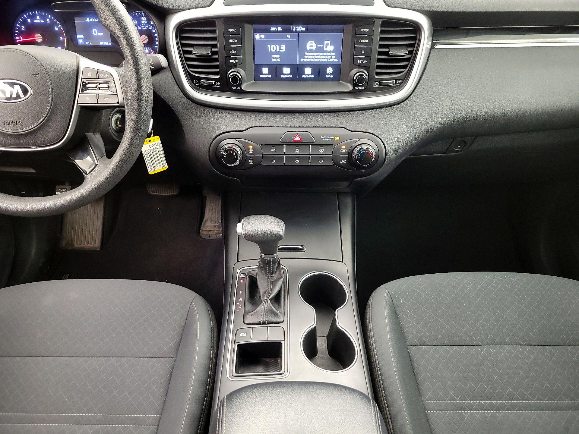 Thumbnail: 2020 Kia Sorento - 17