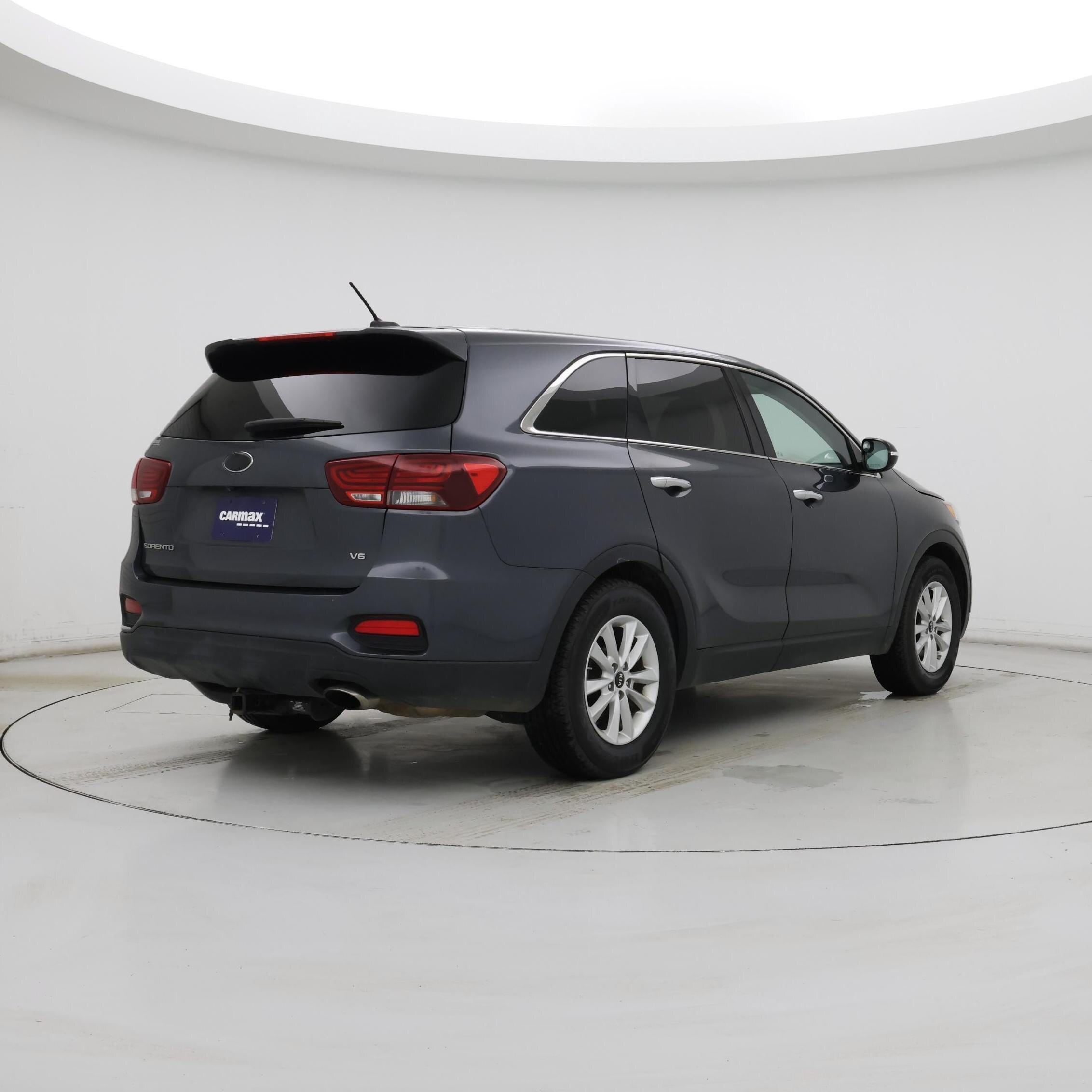 Thumbnail: 2020 Kia Sorento - 8