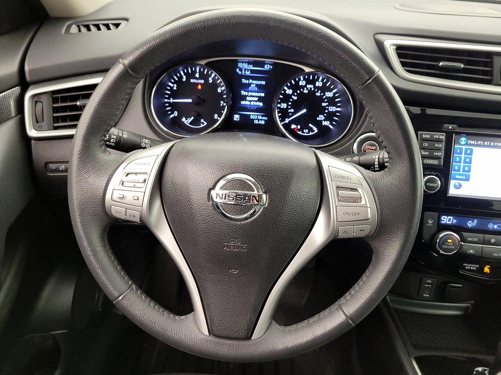 Thumbnail: 2015 Nissan Rogue - 10