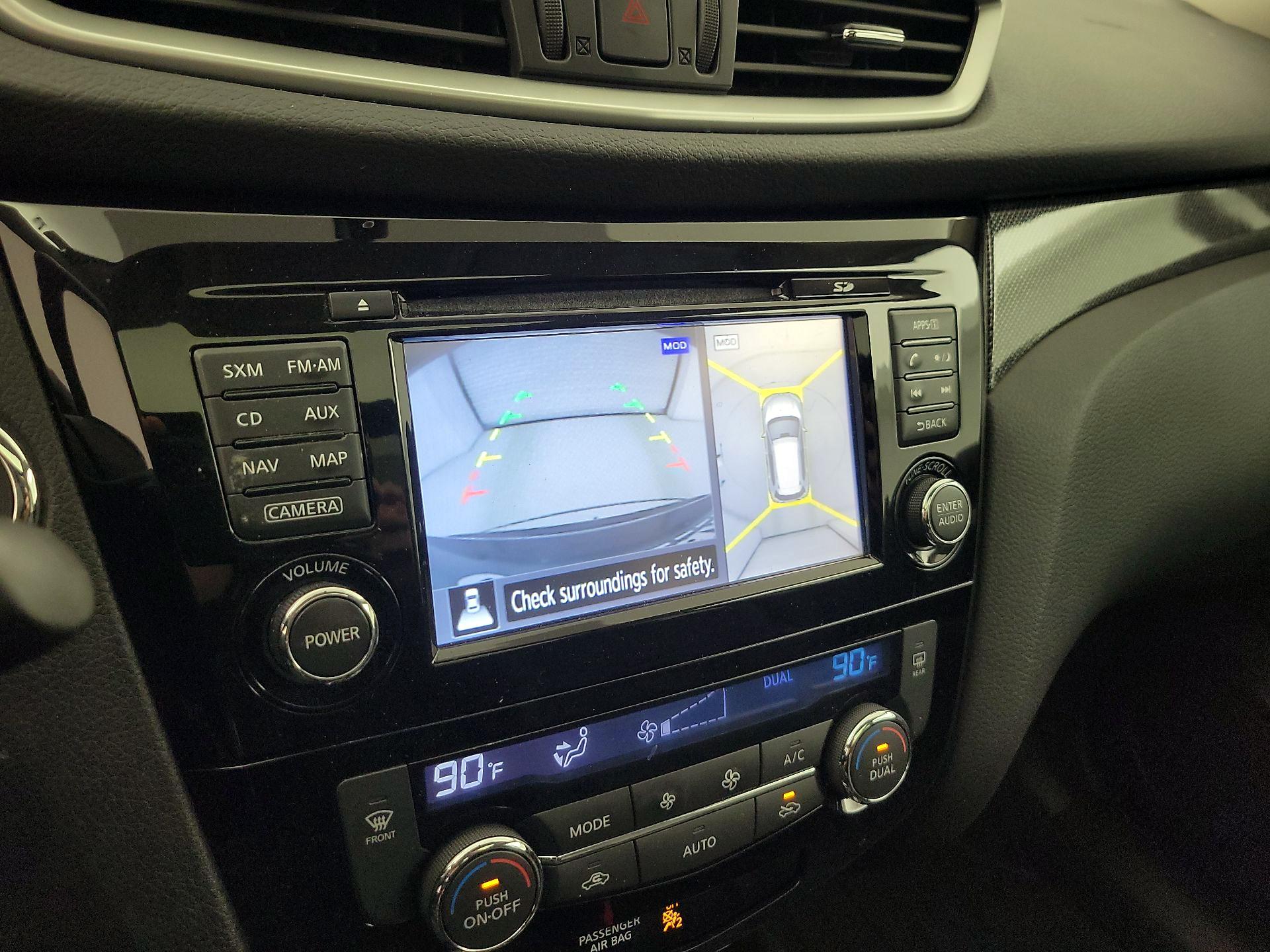 Thumbnail: 2015 Nissan Rogue - 15