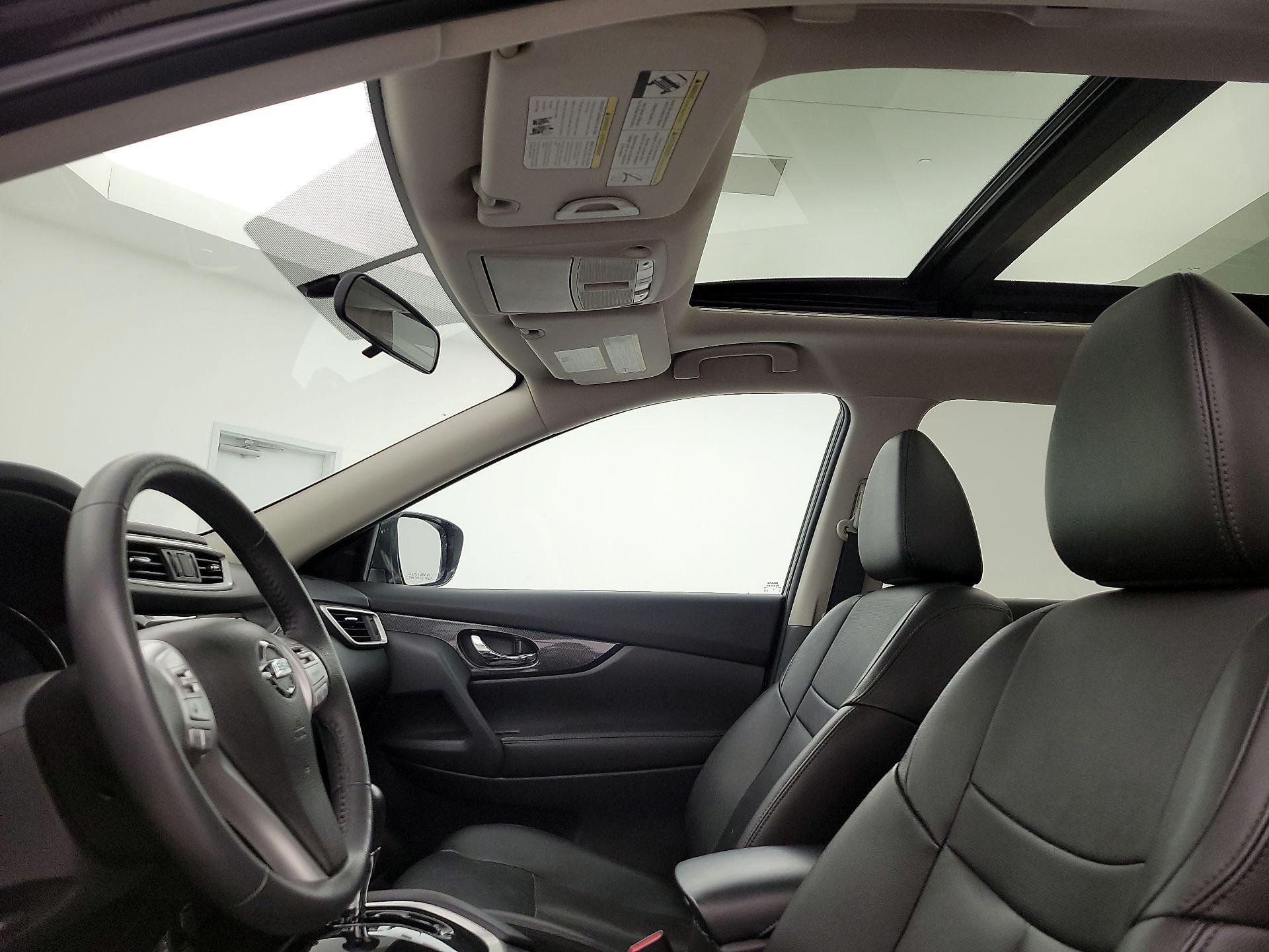 Thumbnail: 2015 Nissan Rogue - 20