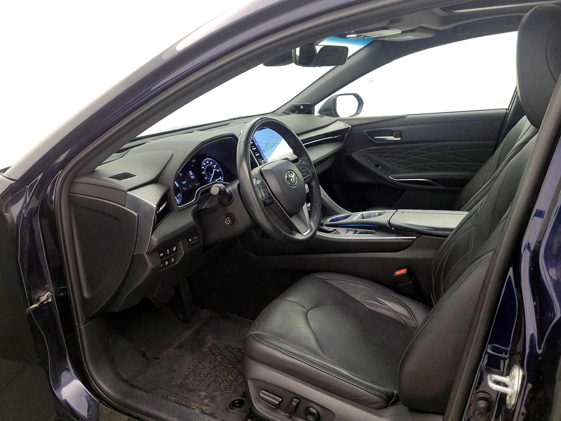 Thumbnail: 2021 Toyota Avalon - 11