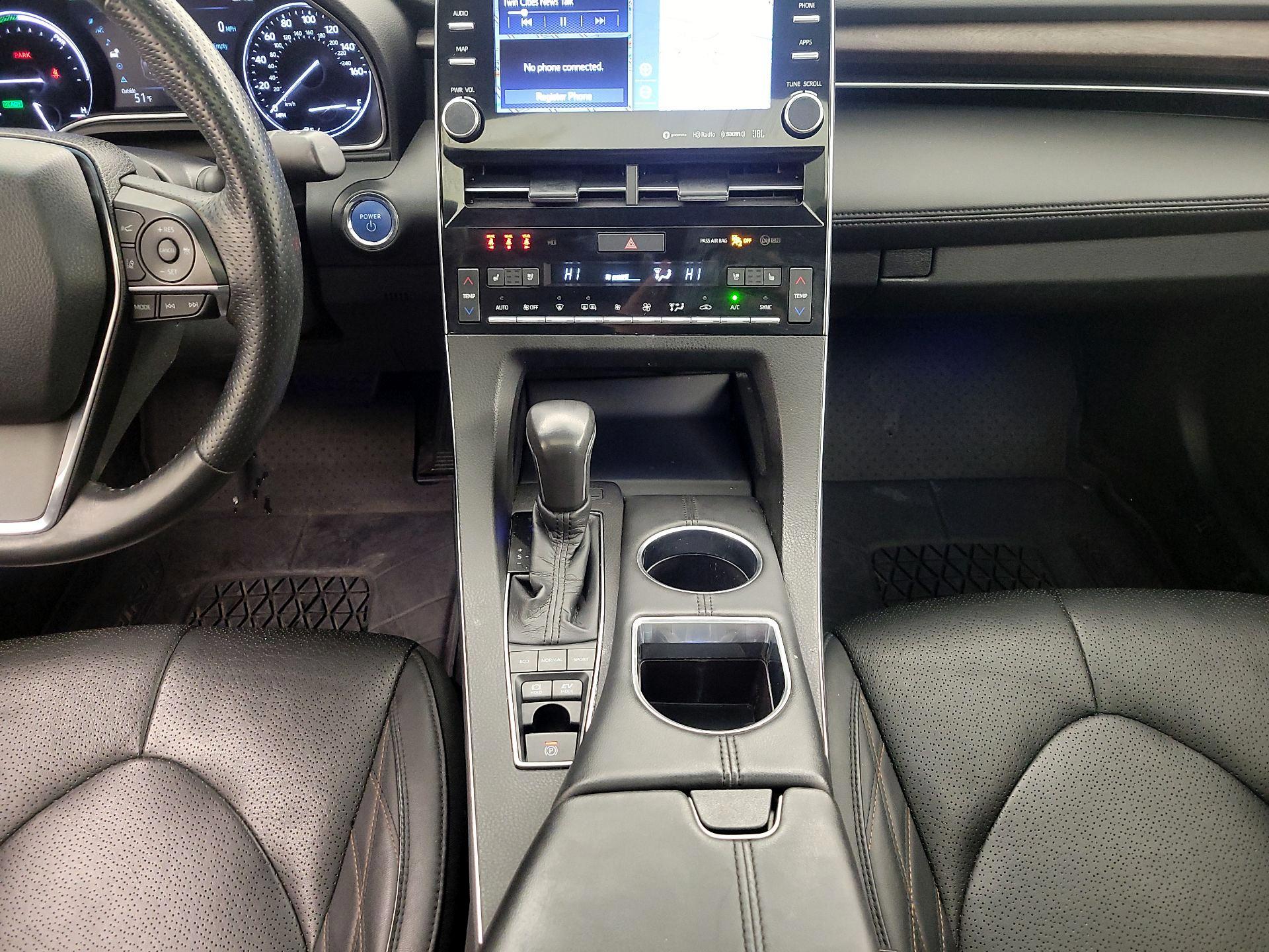 Thumbnail: 2021 Toyota Avalon - 18