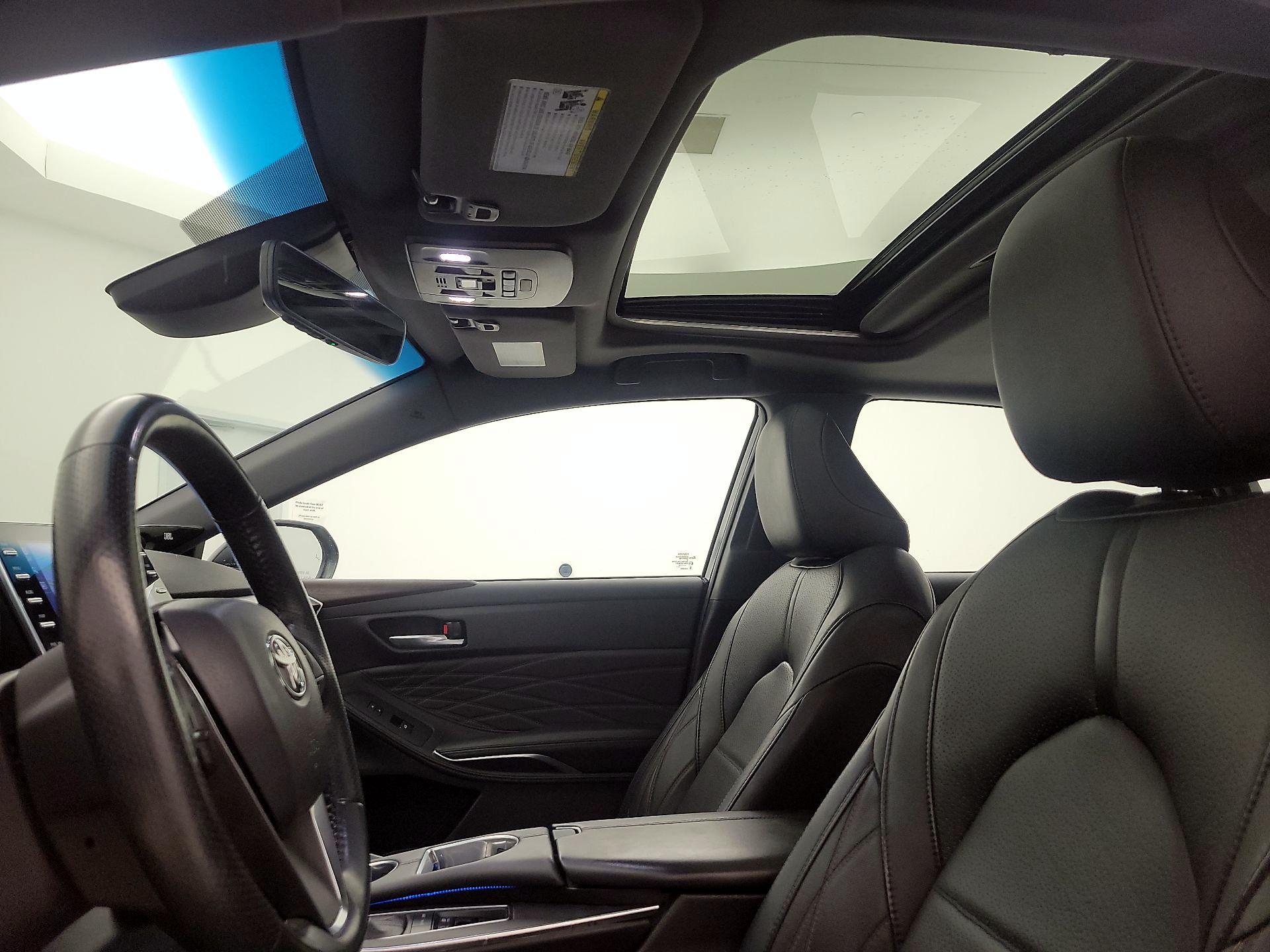 Thumbnail: 2021 Toyota Avalon - 20