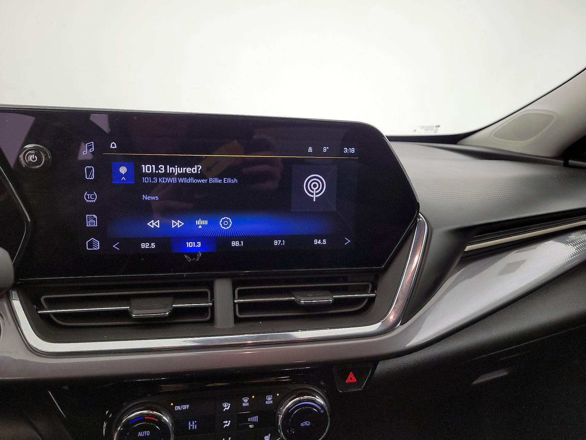 Thumbnail: 2025 Chevrolet Trax - 15