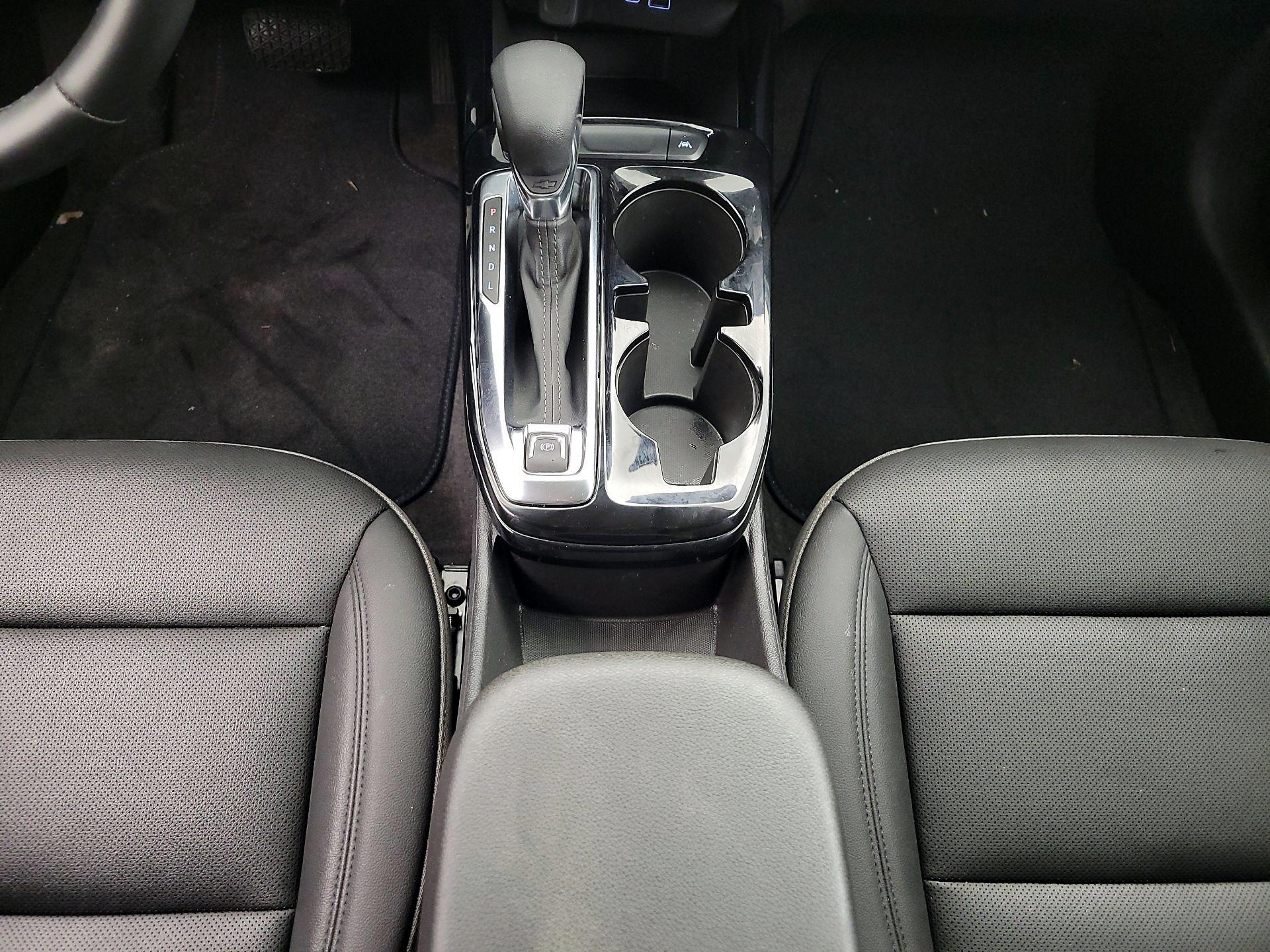 Thumbnail: 2025 Chevrolet Trax - 17