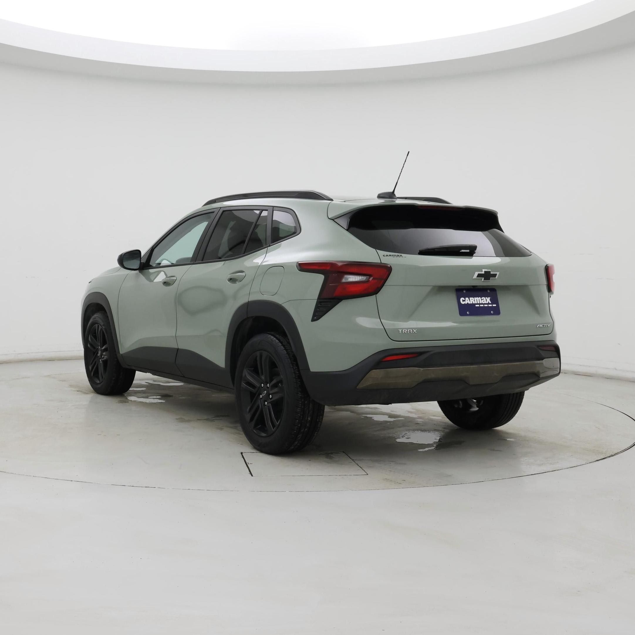 Thumbnail: 2025 Chevrolet Trax - 2