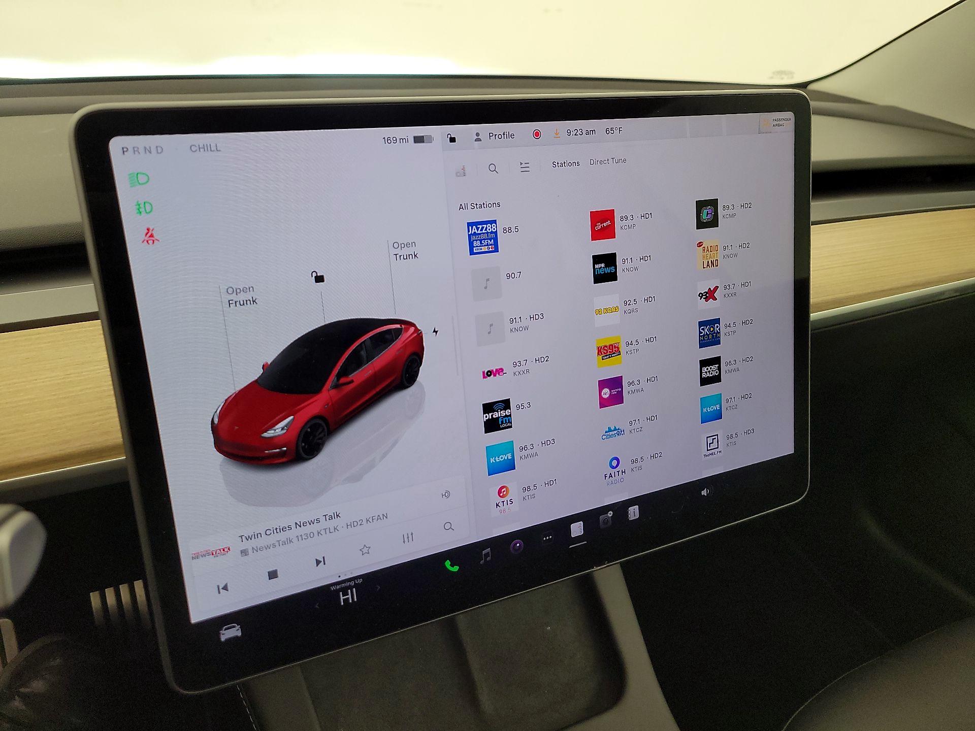 Thumbnail: 2023 Tesla Model 3 - 15