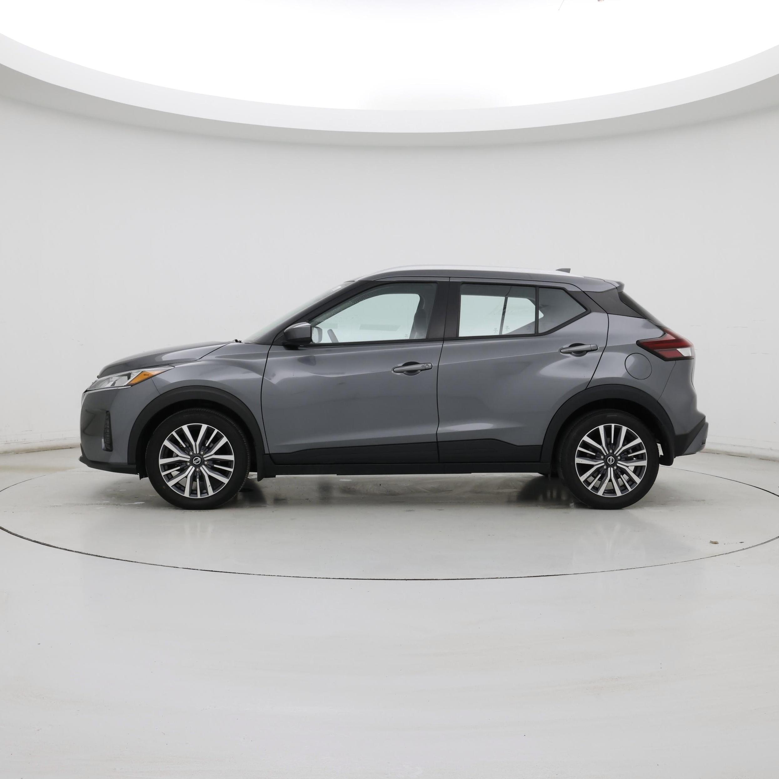 Thumbnail: 2021 Nissan Kicks - 3