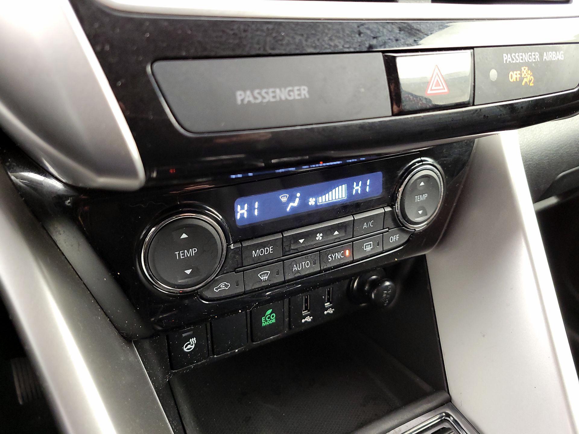 Thumbnail: 2018 Mitsubishi Eclipse Cross - 16